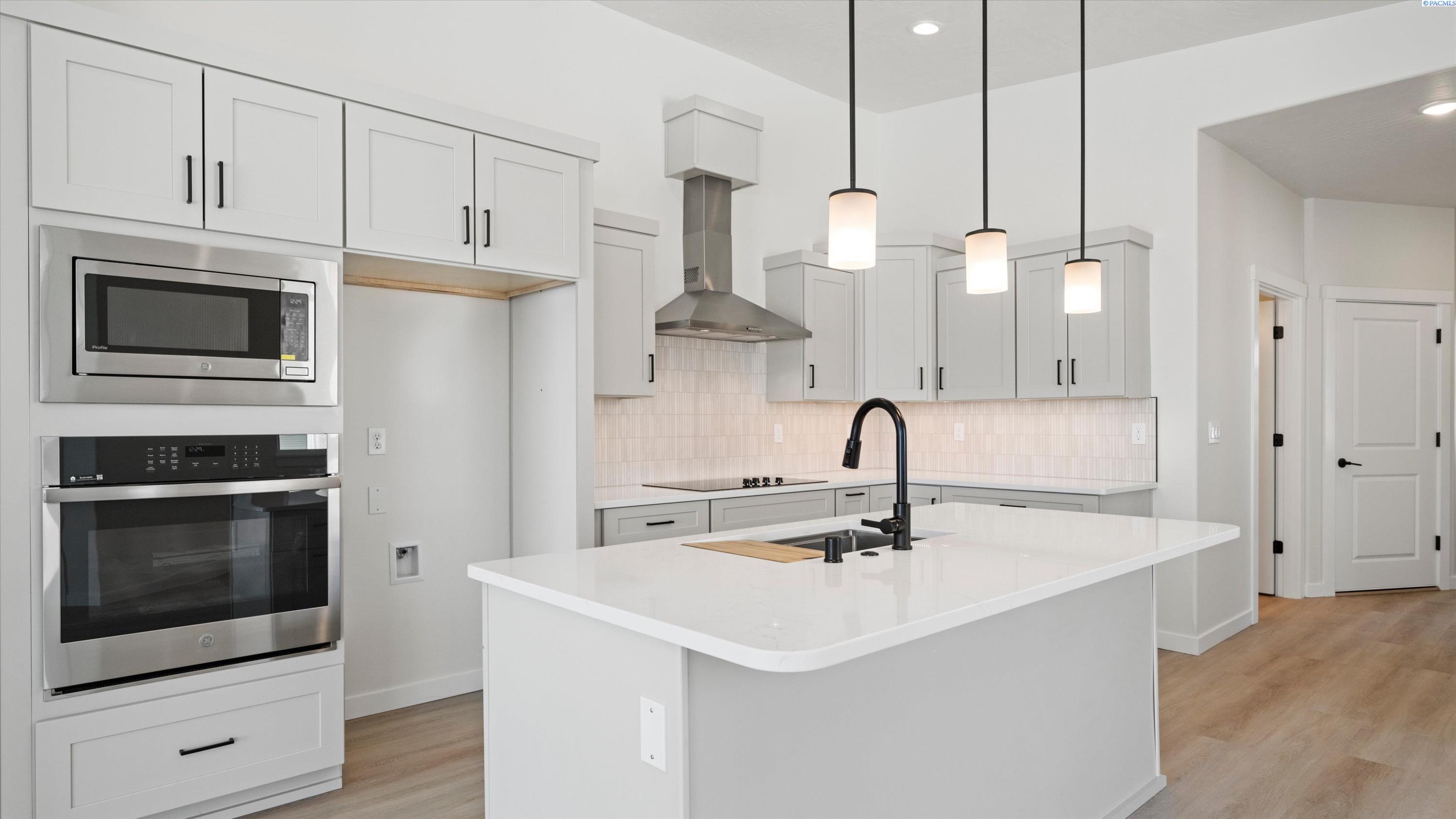 Photo 3 of Townhouse for sale at 3357 S Nelson St, Kennewick, WA 99338 | MLS# PAC296745 | Listing updated on 2026-09-25
