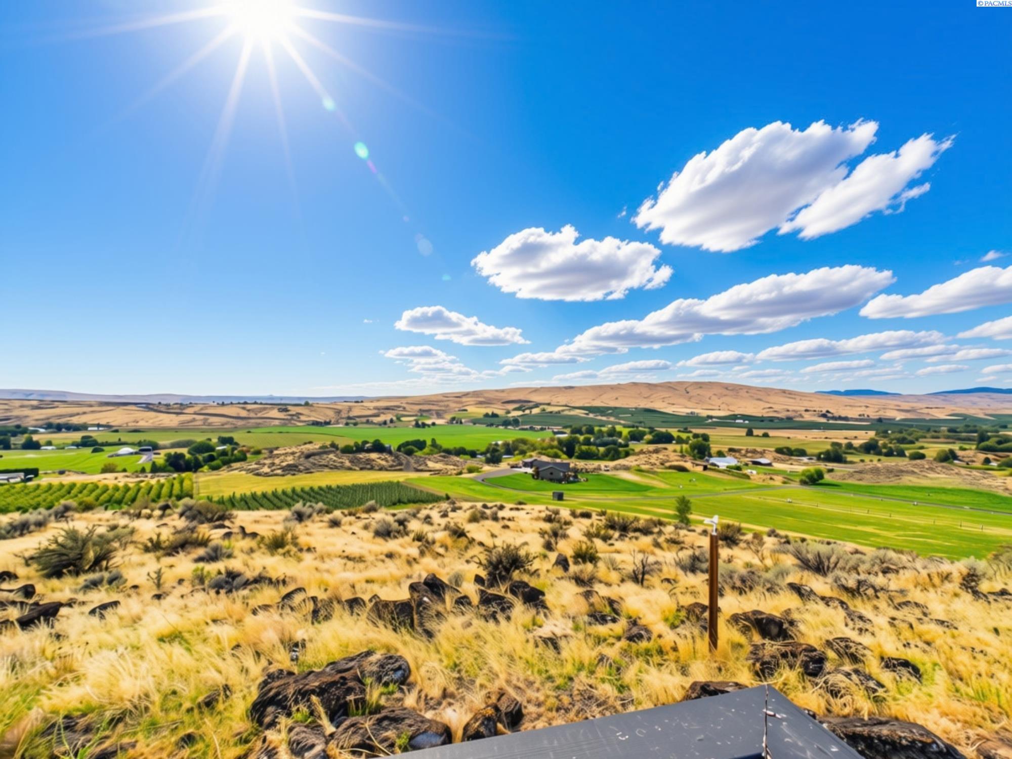 Photo 3 of Single family home for sale at 1742 Weikel Rd, Yakima, WA 98908 | MLS# PAC296749 | Listing updated on 2026-10-04