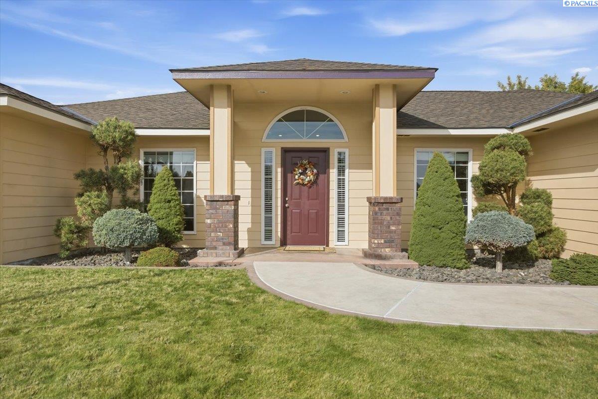 Photo 3 of Single family home for sale at 4504 Desert Cvs, West Richland, WA 99353 | MLS# PAC296755 | Listing updated on 2026-10-09