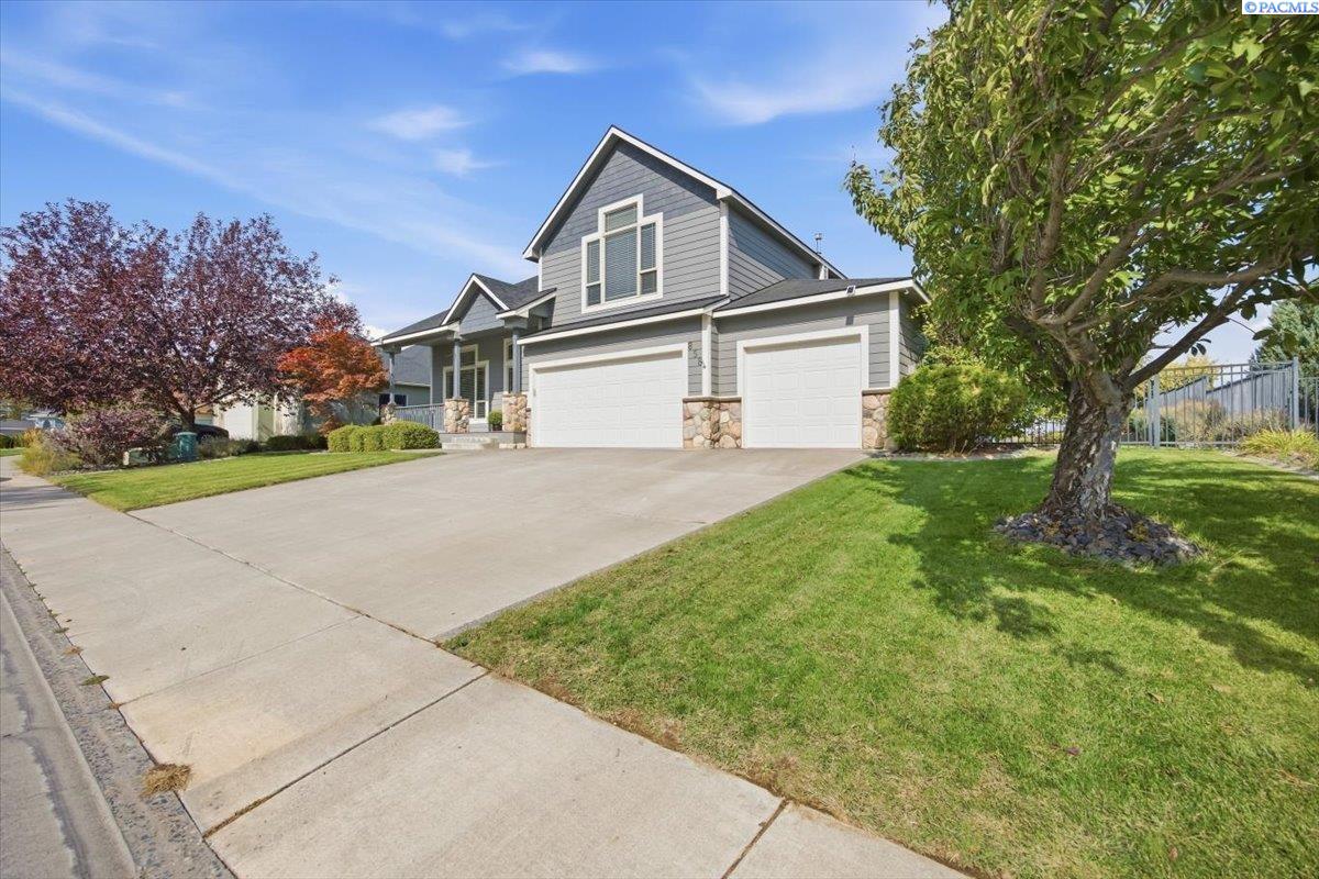 Photo 3 of Single family home for sale at 858 Rand Dr, Richland, WA 99352 | MLS# PAC296760 | Listing updated on 2026-10-04