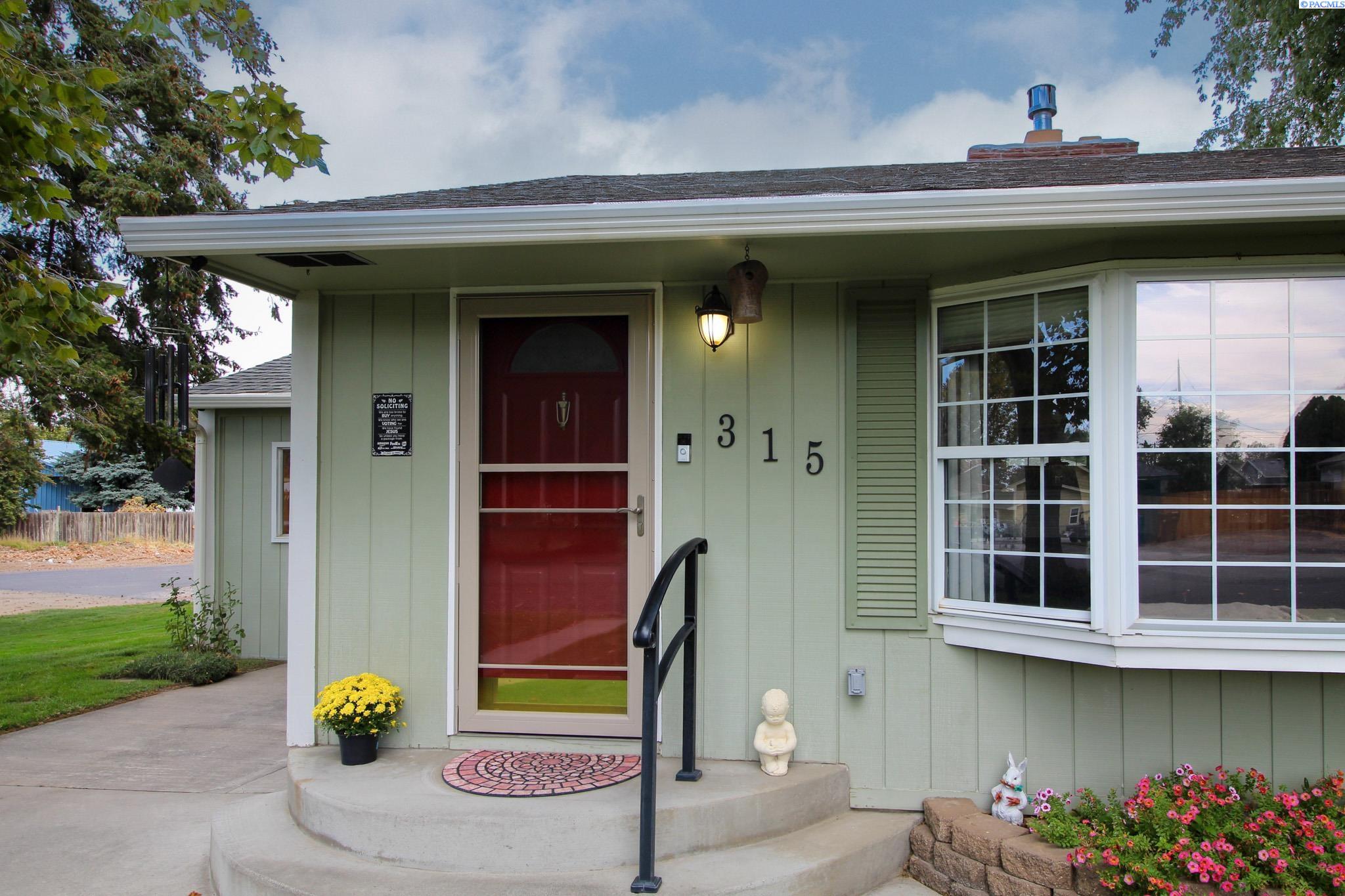 Photo 2 of Single family home for sale at 315 S Harrison St, Kennewick, WA 99336 | MLS# PAC296763 | Listing updated on 2026-09-26