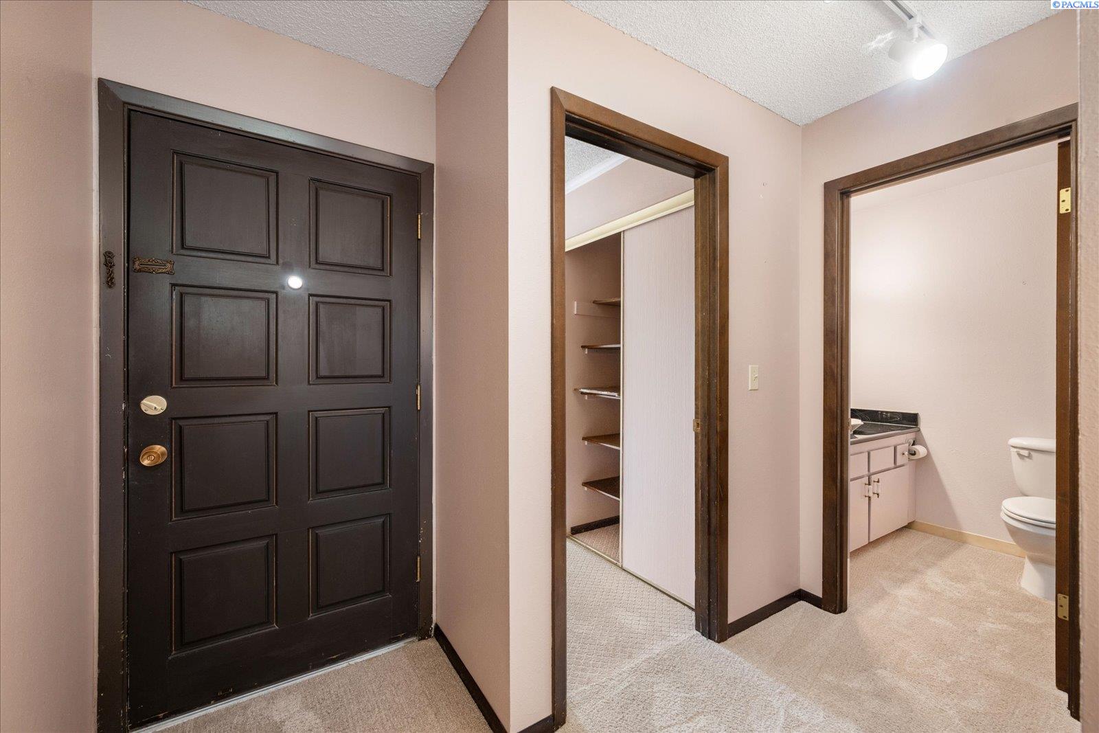 Photo 4 of Condo for sale at 2912 W Hood Ave, Kennewick, WA 99336 | MLS# PAC296786 | Listing updated on 2026-09-27