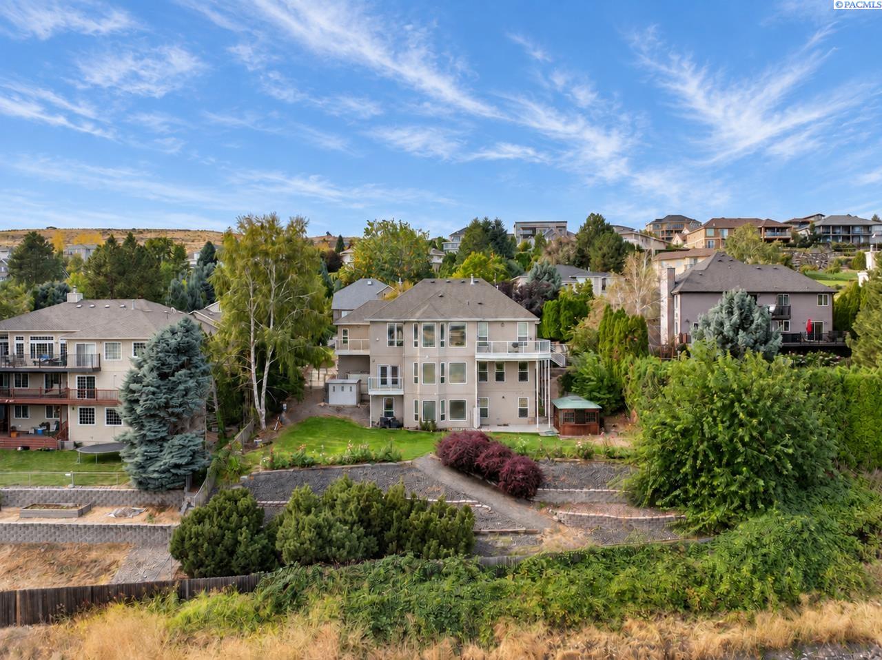 Photo 2 of Single family home for sale at 350 Riverwood St, Richland, WA 99352 | MLS# PAC296800 | Listing updated on 2026-10-09