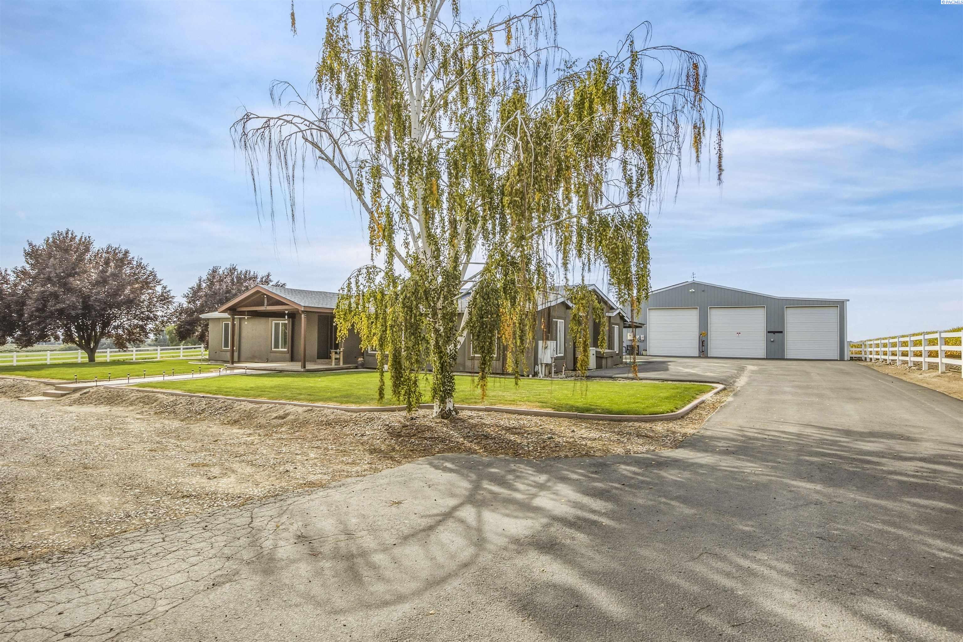 Photo 3 of Manufactured home for sale at 2160 Ferson Rd, Sunnyside, WA 98944 | MLS# PAC296802 | Listing updated on 2026-10-09