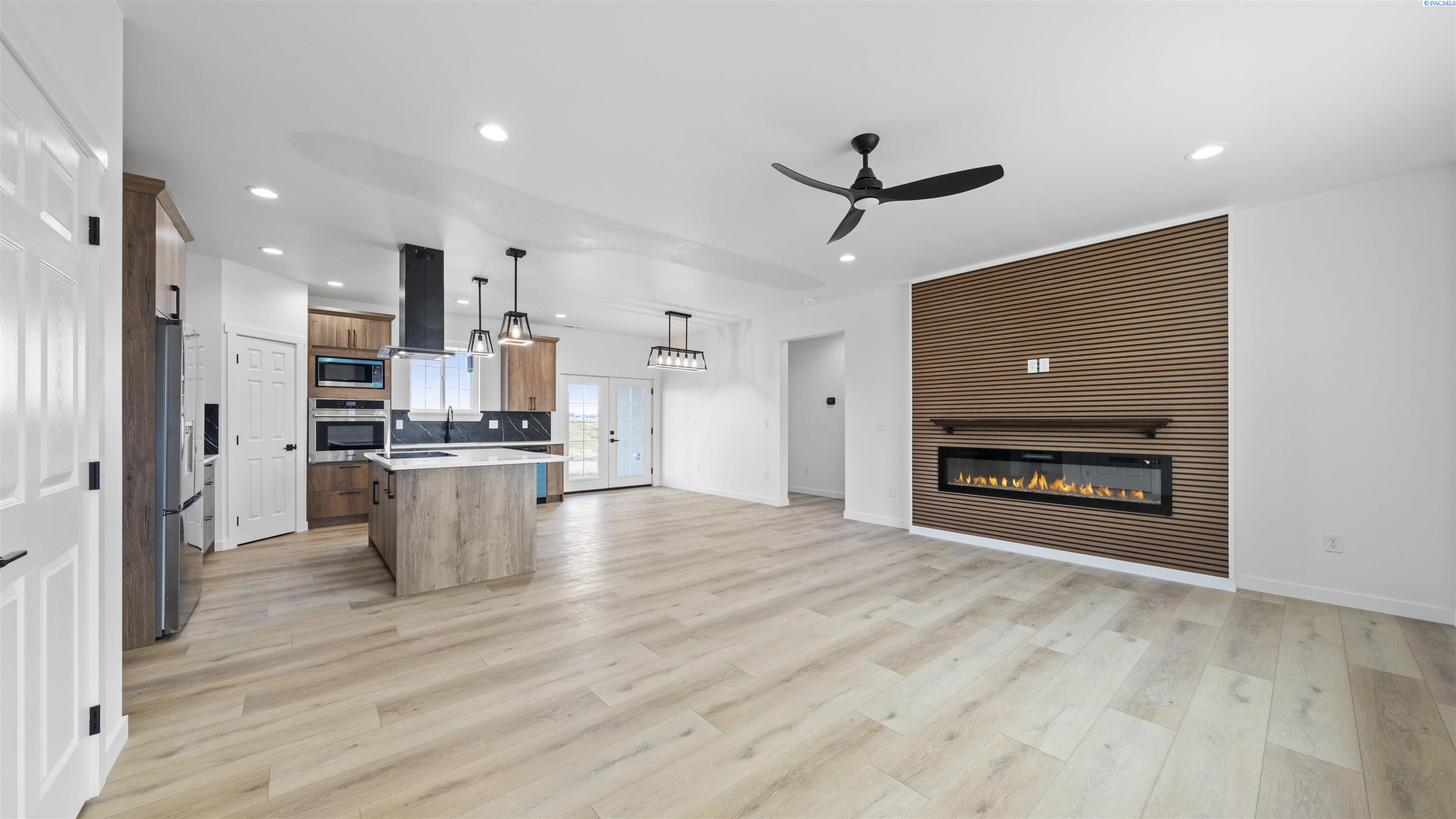 Photo 3 of Single family home for sale at 950 S Lester Rd, Outlook, WA 98938 | MLS# PAC296807 | Listing updated on 2026-10-03