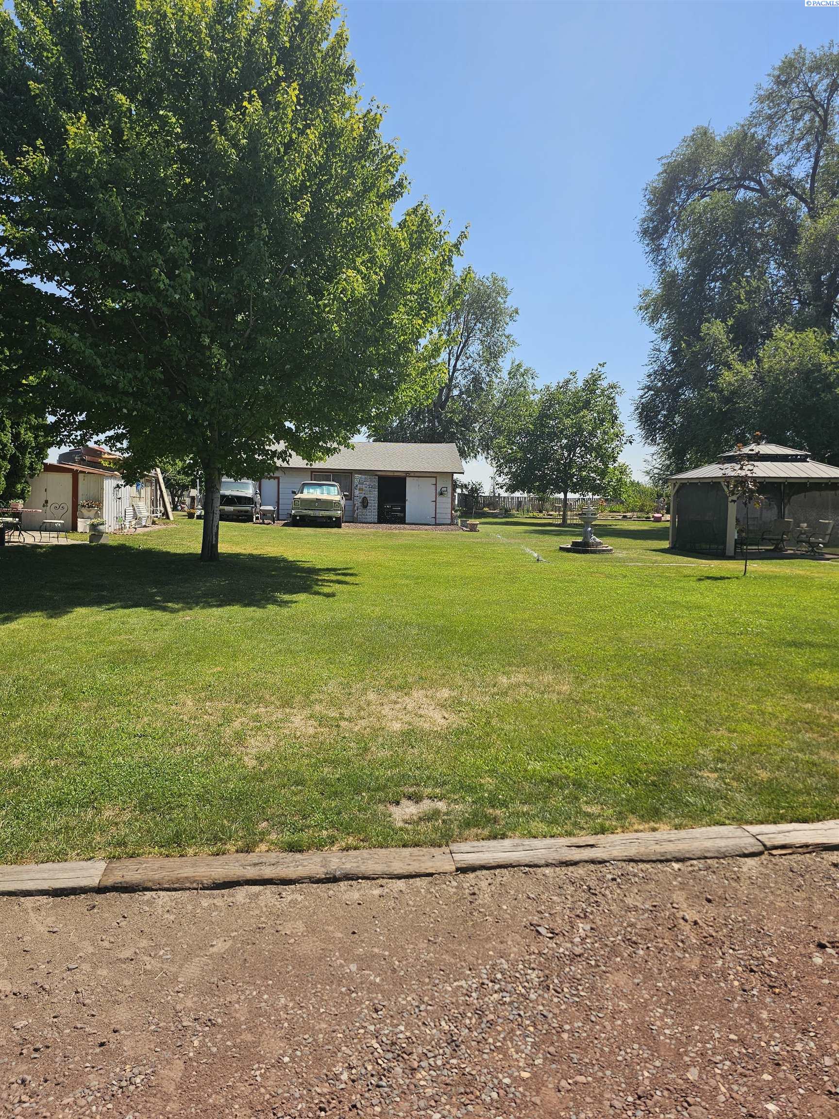 Photo 4 of Single family home for sale at 414 Mentzer Ave, Granger, WA 98932 | MLS# PAC296809 | Listing updated on 2026-09-30