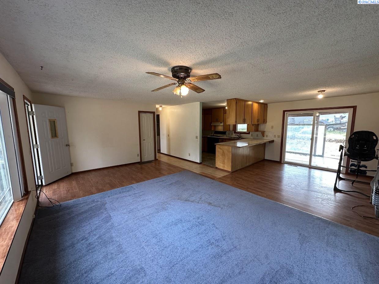 Photo 3 of Single family home for sale at 102 Ensign Rd, Saint John, WA 99171 | MLS# PAC296831 | Listing updated on 2026-10-01