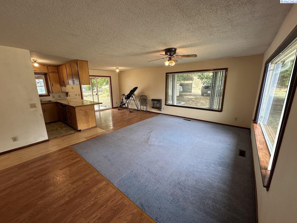 Photo 3 of Single family home for sale at 102 Ensign Rd, Saint John, WA 99171 | MLS# PAC296831 | Listing updated on 2026-10-01