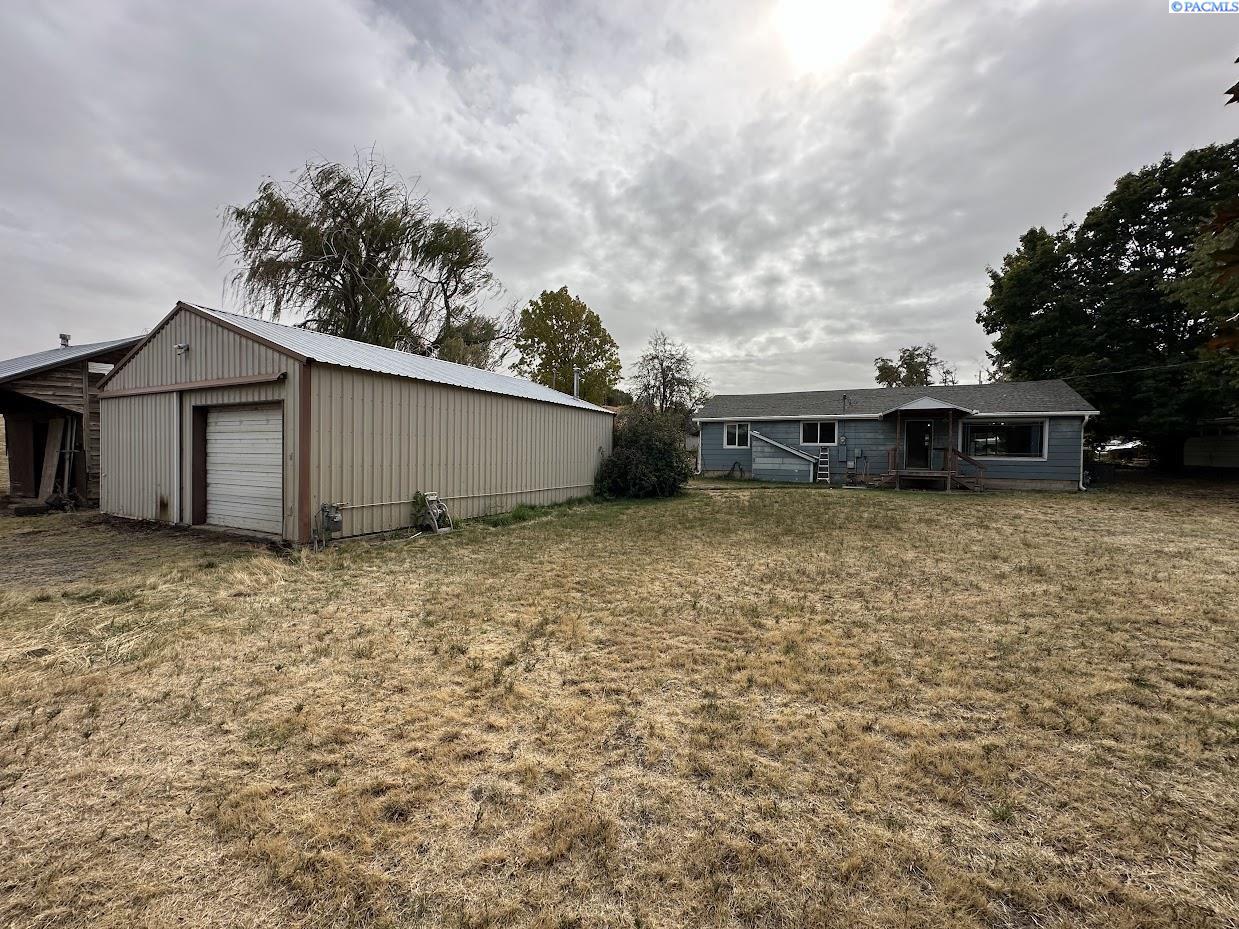 Single family home for sale at 102 Ensign Rd, Saint John, WA 99171 | MLS# PAC296831