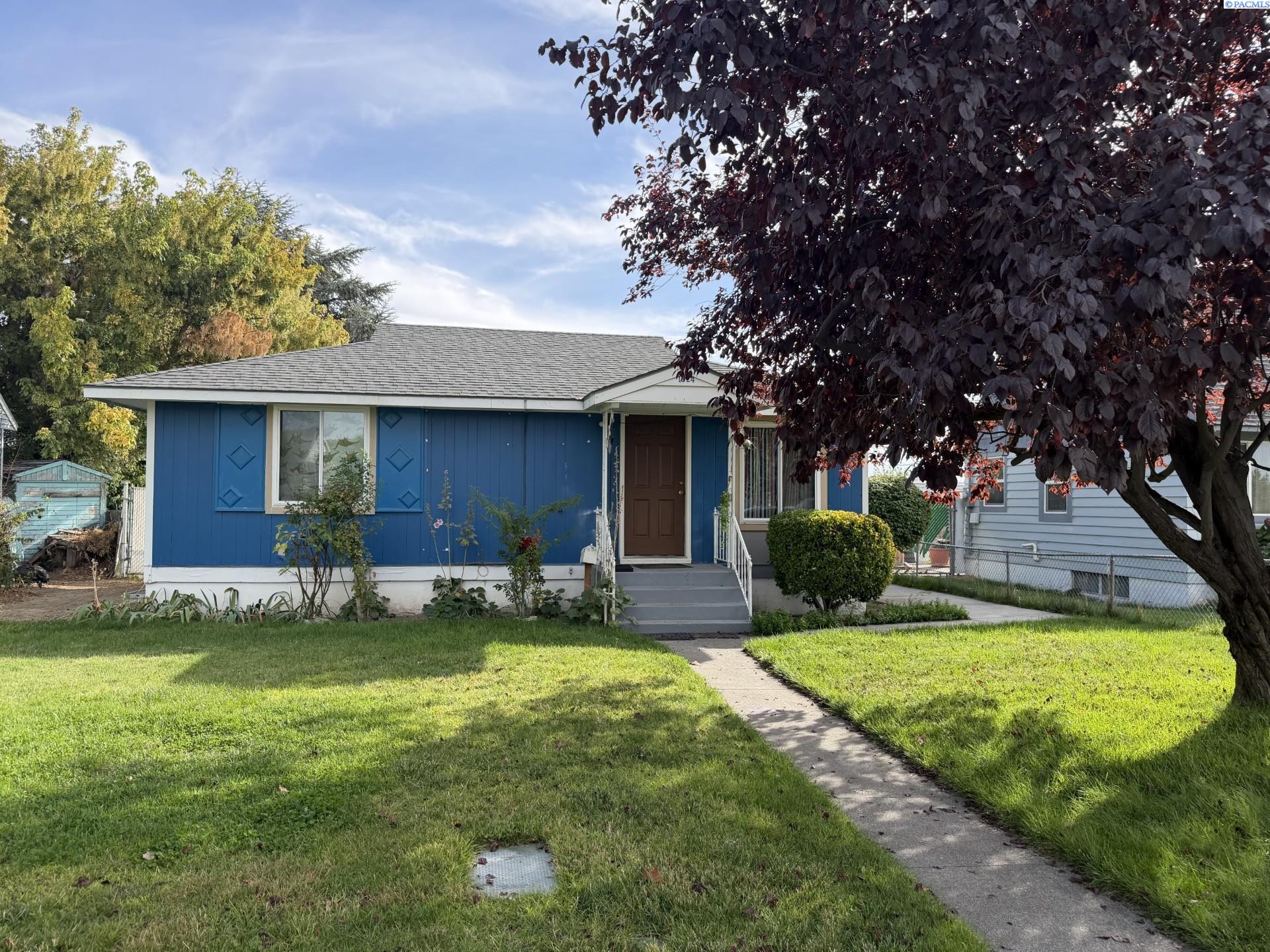 Photo 1 of Single family home for sale at 1824 W Hopkins St, Pasco, WA 99301 | MLS# PAC296844 | Listing updated on 2026-10-08