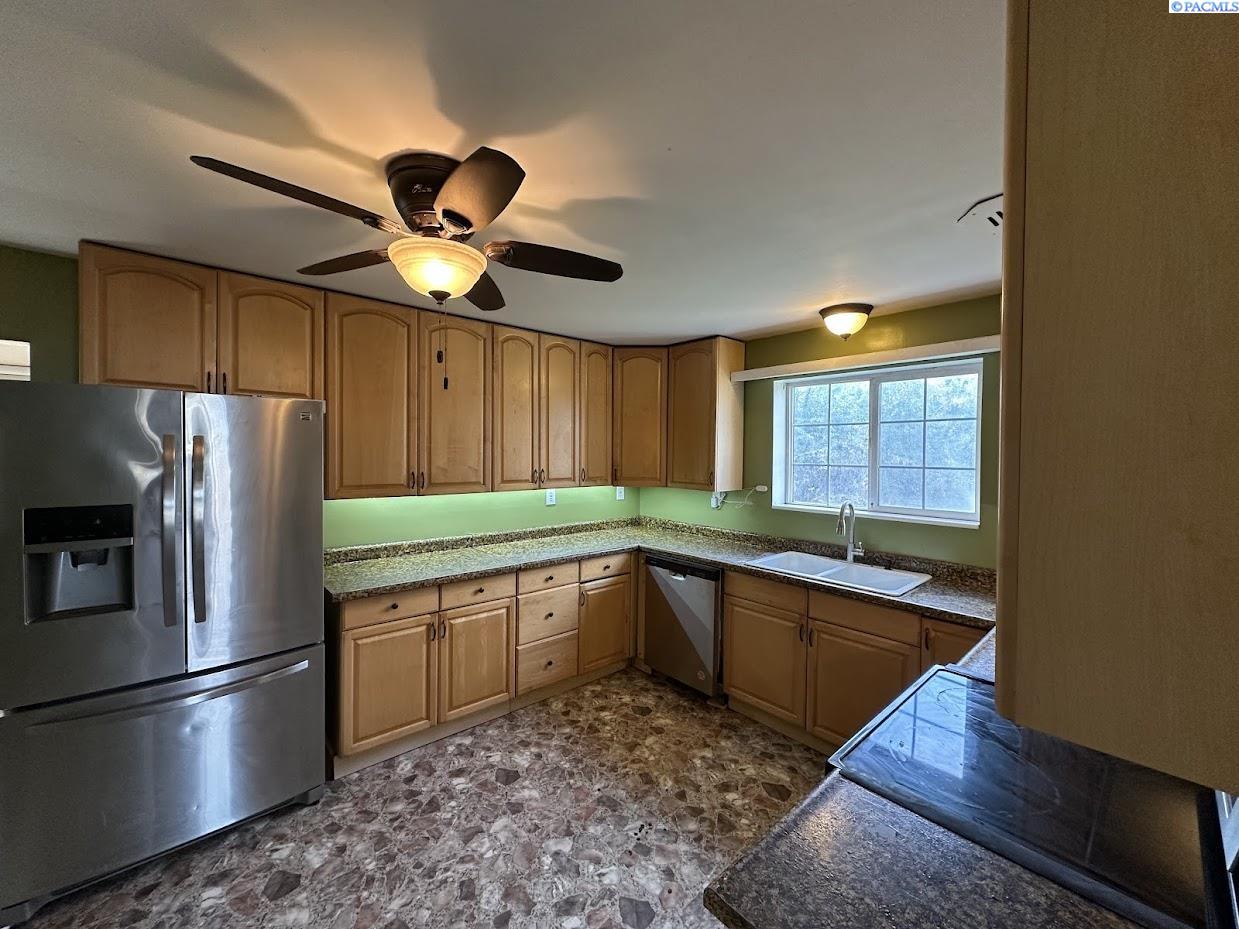 Photo 4 of Single family home for sale at 307 S Crystal, Lacrosse, WA 99143 | MLS# PAC296845 | Listing updated on 2026-10-01