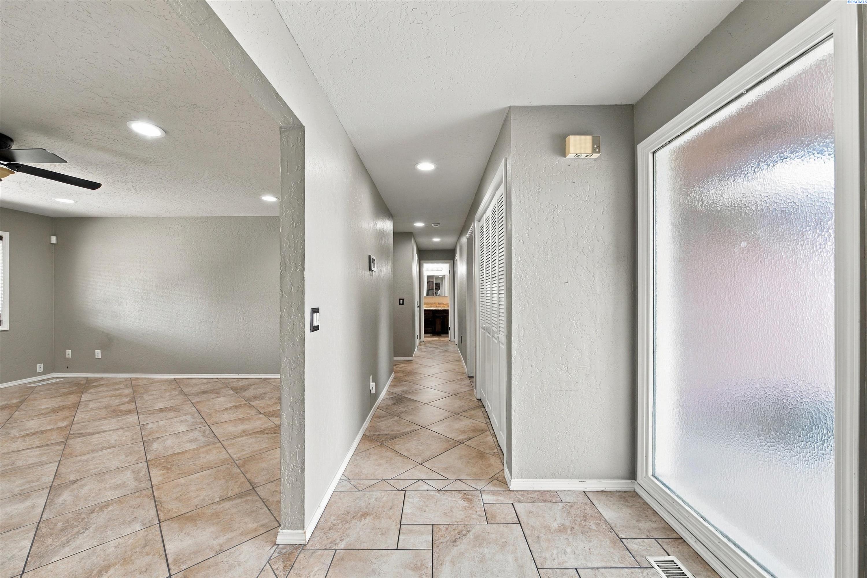 Photo 3 of Single family home for sale at 3008 W Ella St, Pasco, WA 99301 | MLS# PAC296852 | Listing updated on 2026-10-02