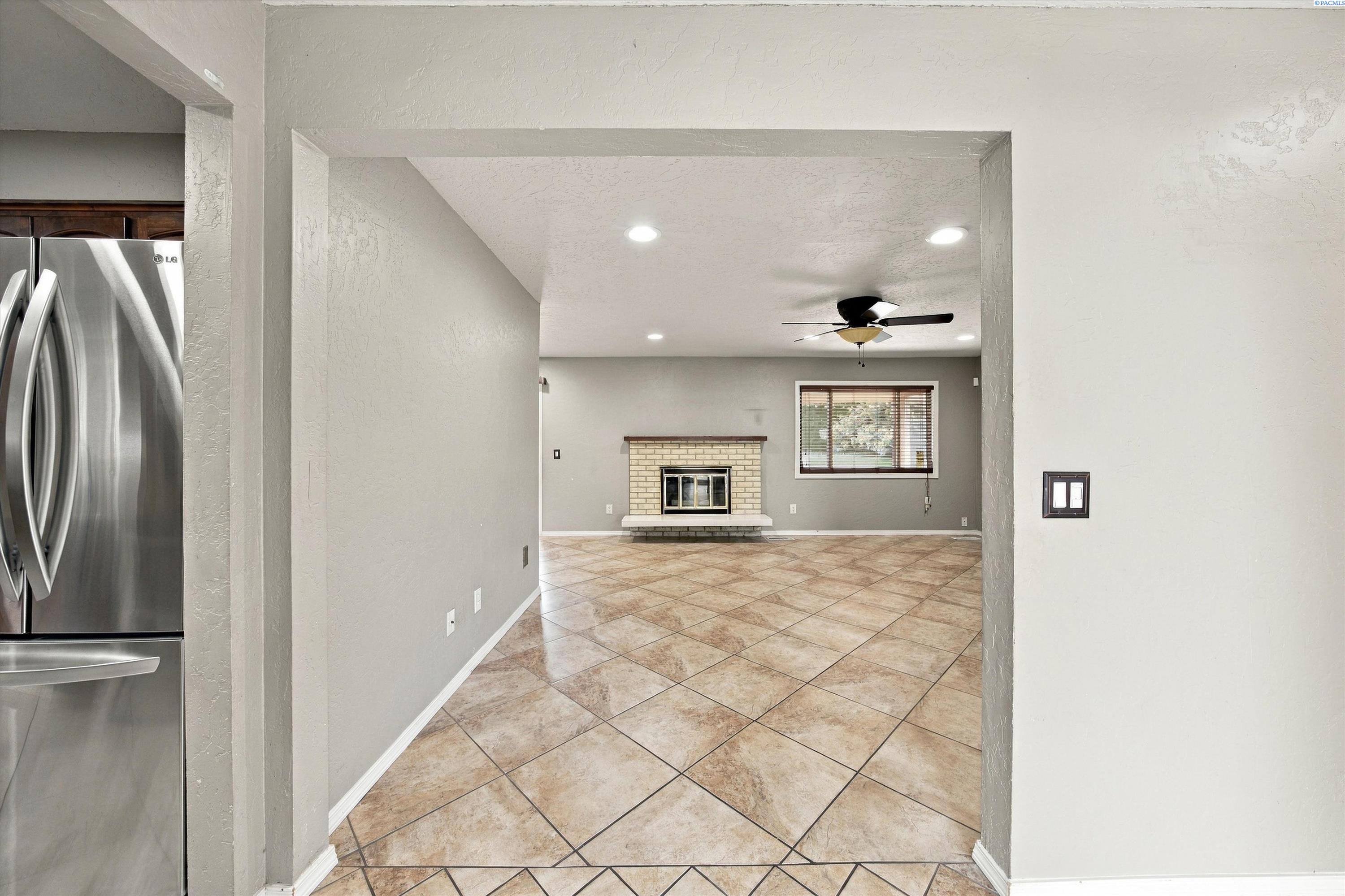 Photo 3 of Single family home for sale at 3008 W Ella St, Pasco, WA 99301 | MLS# PAC296852 | Listing updated on 2026-10-02