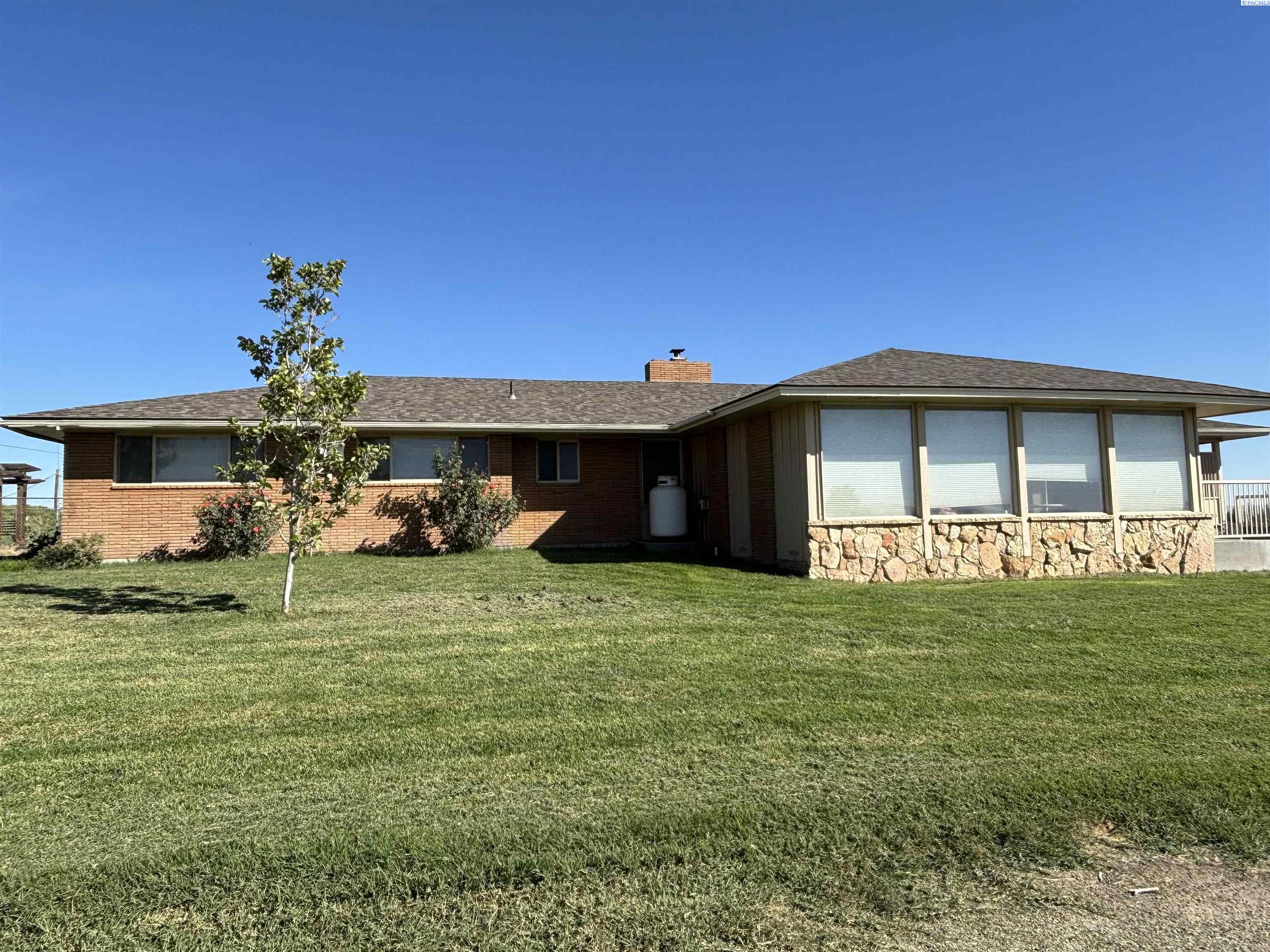 Photo 3 of Single family home for sale at 2020 Washout Rd, Sunnyside, WA 98944 | MLS# PAC296866 | Listing updated on 2026-10-02