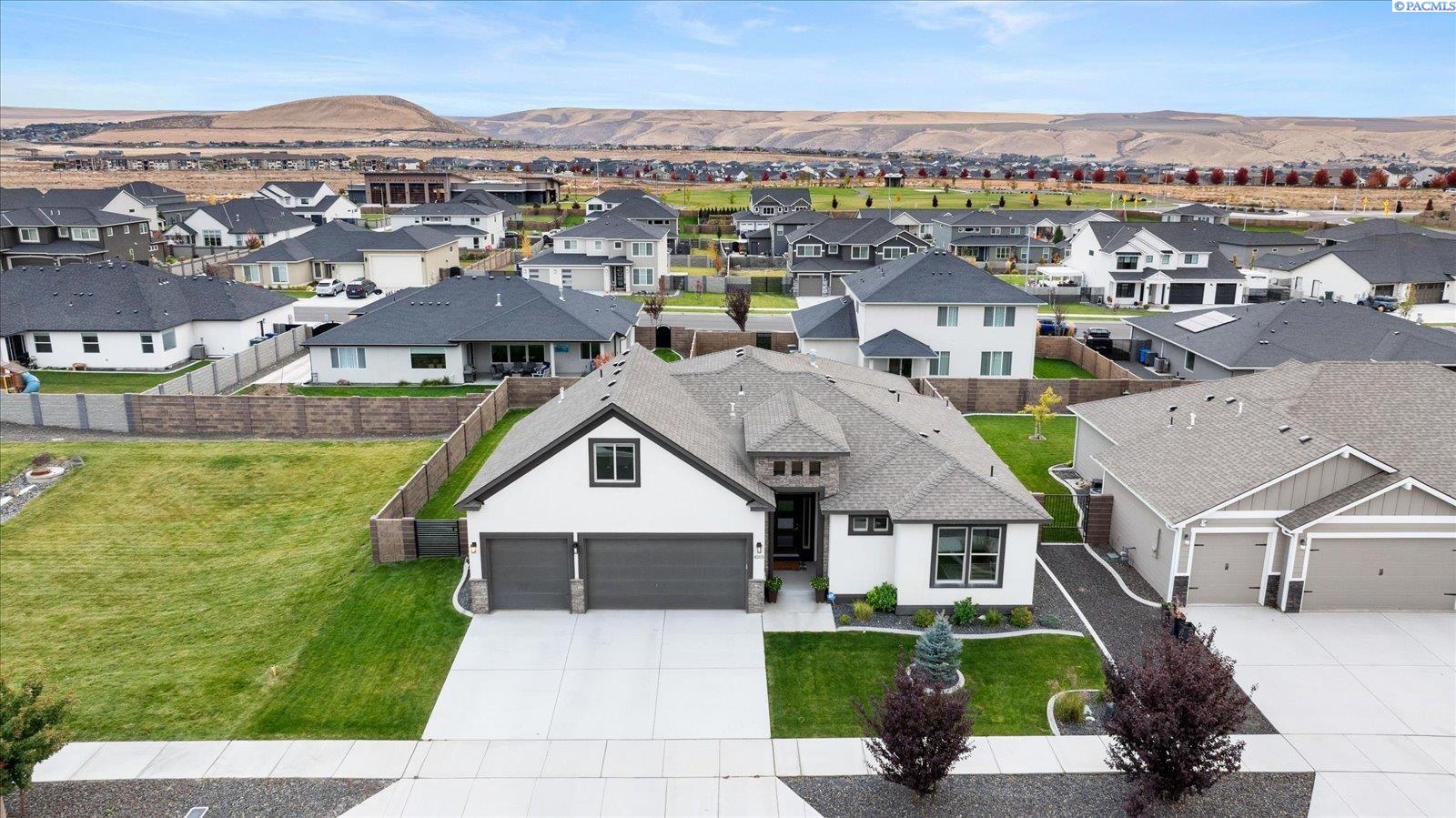 Photo 2 of Single family home for sale at 4203 Barbera St, Richland, WA 99352 | MLS# PAC296868 | Listing updated on 2026-10-06