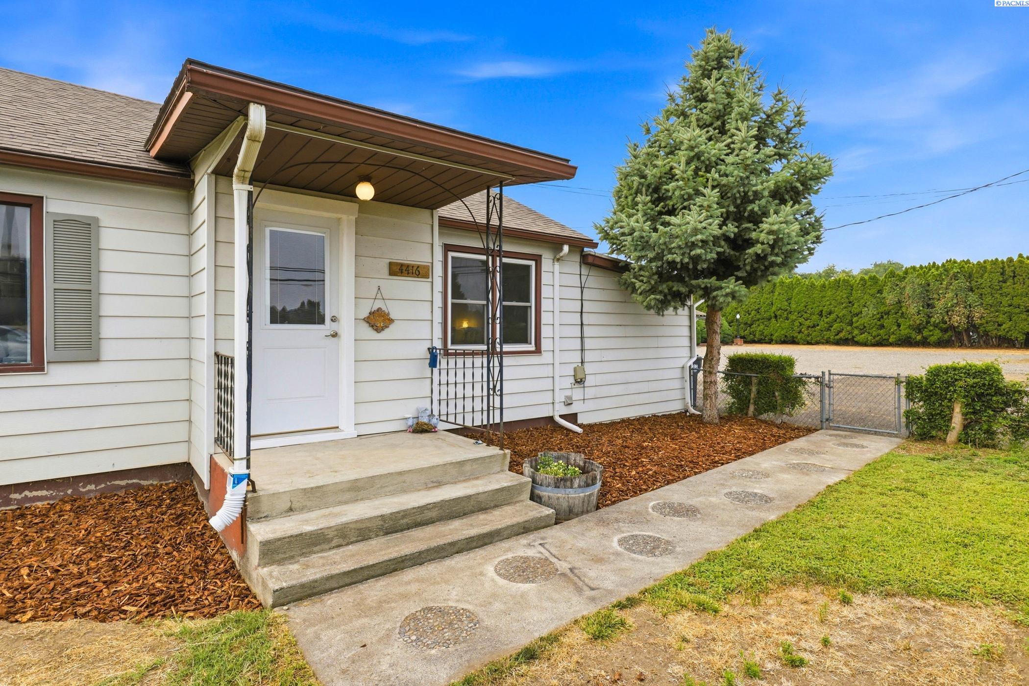 Photo 3 of Single family home for sale at 4416 W Court St, Pasco, WA 99301 | MLS# PAC296880 | Listing updated on 2026-10-11