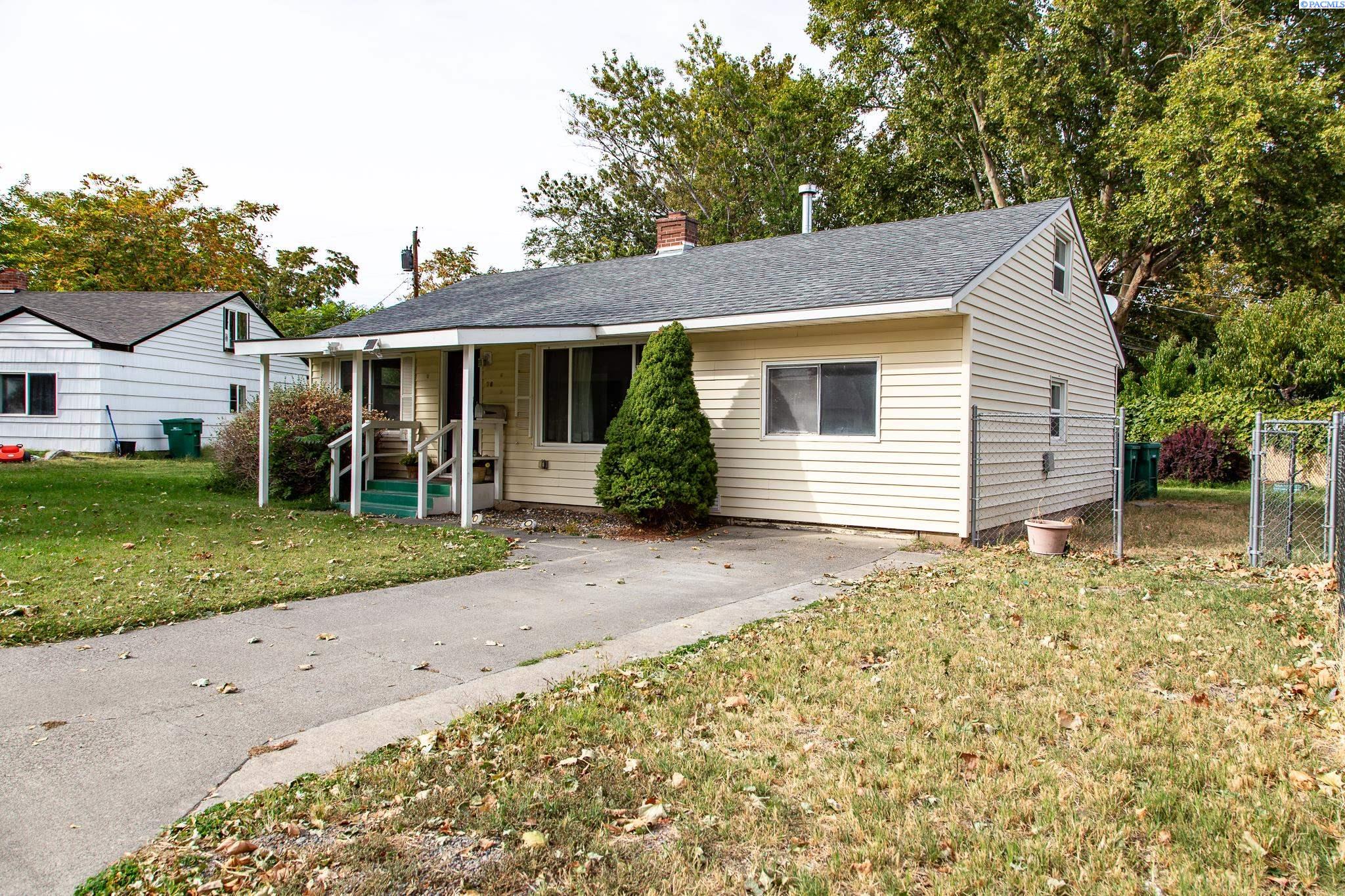 Photo 2 of Single family home for sale at 38 S Waverly St, Kennewick, WA 99336 | MLS# PAC296883 | Listing updated on 2026-10-02