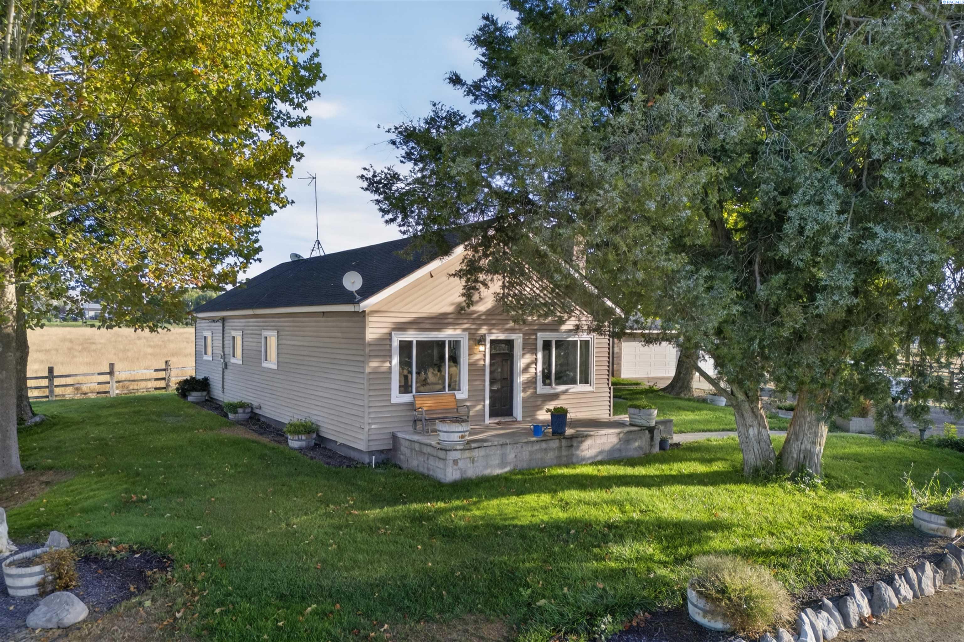 Photo 3 of Single family home for sale at 2060 Cemetery Rd, Sunnyside, WA 98944 | MLS# PAC296886 | Listing updated on 2026-10-03