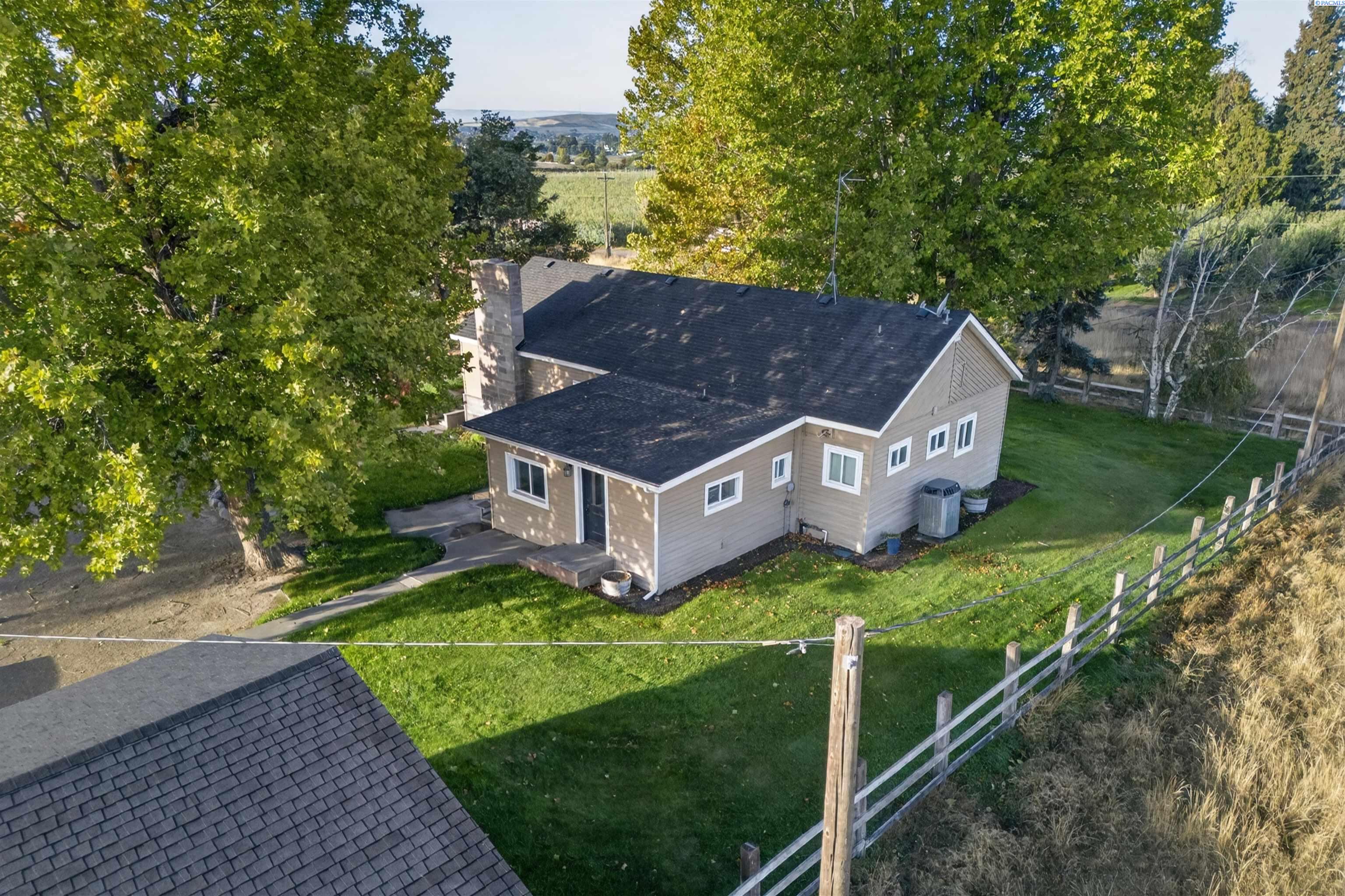 Photo 2 of Single family home for sale at 2060 Cemetery Rd, Sunnyside, WA 98944 | MLS# PAC296886 | Listing updated on 2026-10-03