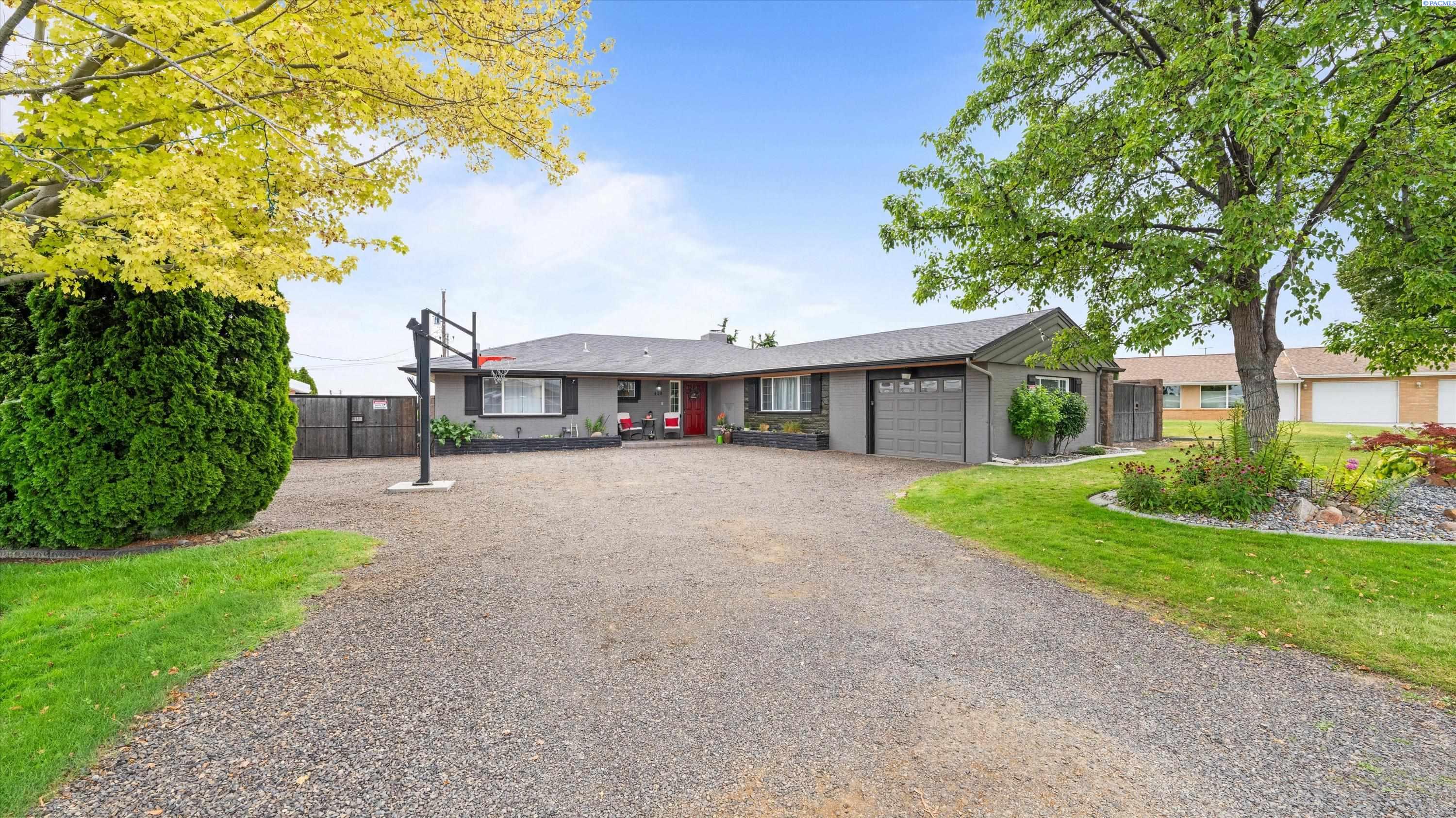 Photo 1 of Single family home for sale at 428 N Underwood St, Kennewick, WA 99336 | MLS# PAC296887 | Listing updated on 2026-10-08