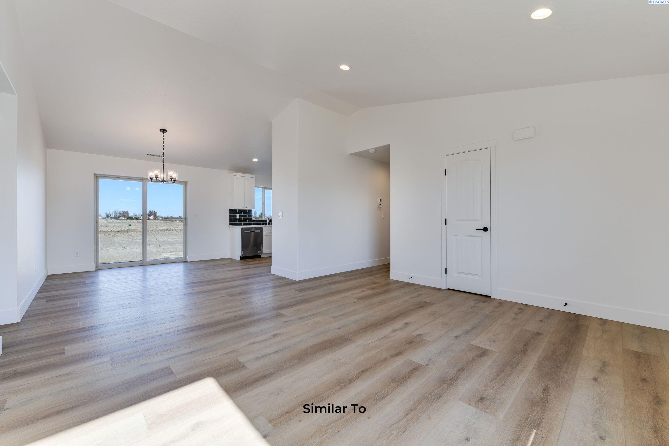 Photo 2 of Single family home for sale at 10212 Sunset Trl, Pasco, WA 99301 | MLS# PAC296895 | Listing updated on 2026-10-03