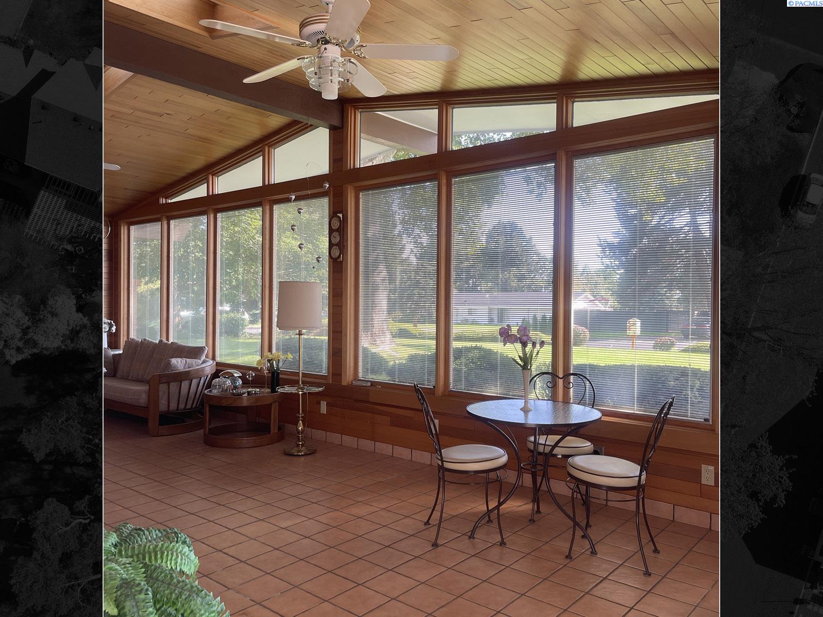 Photo 4 of Single family home for sale at 9013 Franklin Rd, Pasco, WA 99301 | MLS# PAC296896 | Listing updated on 2026-10-06