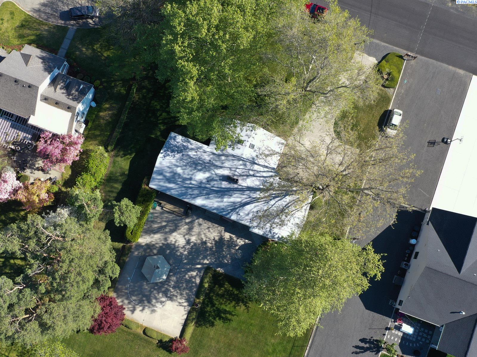 Photo 3 of Single family home for sale at 9013 Franklin Rd, Pasco, WA 99301 | MLS# PAC296896 | Listing updated on 2026-10-06