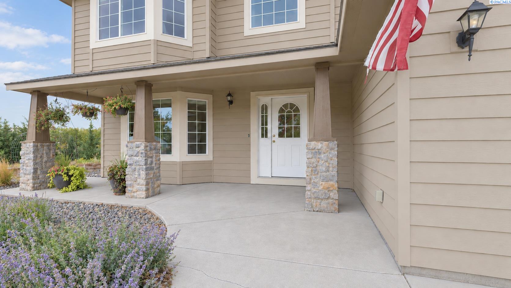 Photo 3 of Single family home for sale at 113520 N Harrington Pr NE, West Richland, WA 99353 | MLS# PAC296899 | Listing updated on 2026-10-09