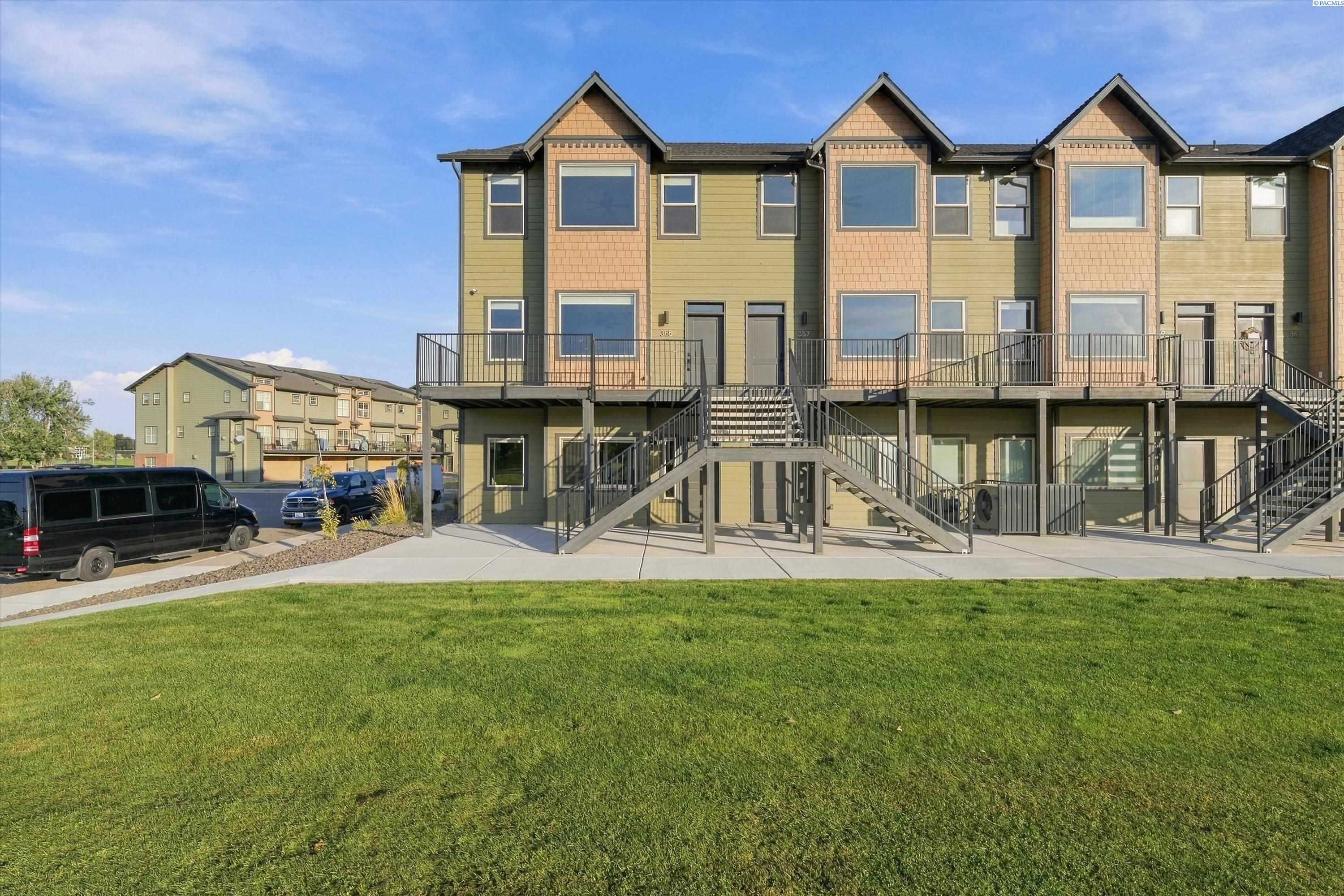 Townhouse for sale at 355 Columbia Point Dr, Richland, WA 99352 | MLS# PAC296906