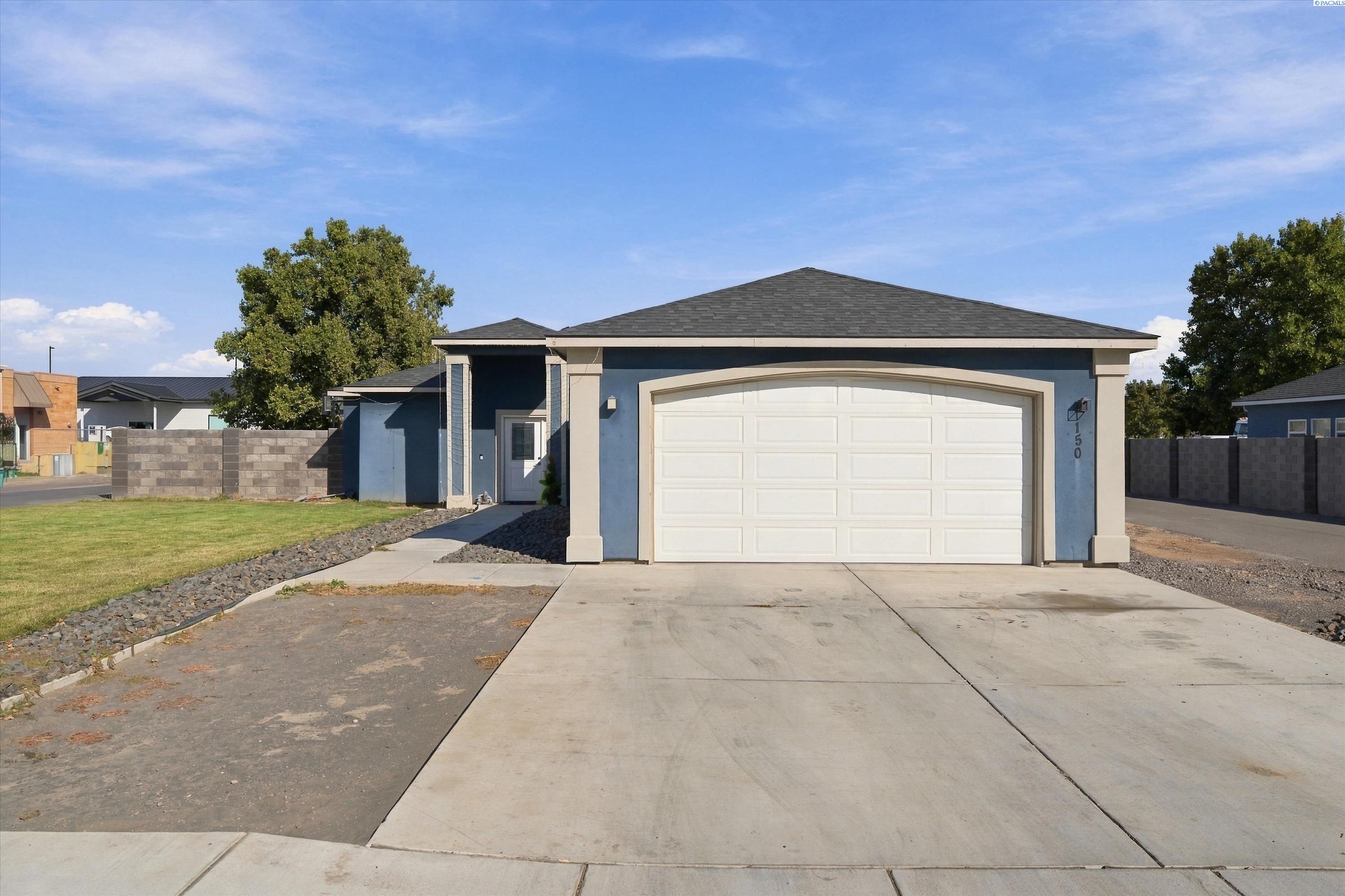 Photo 1 of Single family home for sale at 150 E Fir St, Connell, WA 99326 | MLS# PAC296914 | Listing updated on 2026-10-07