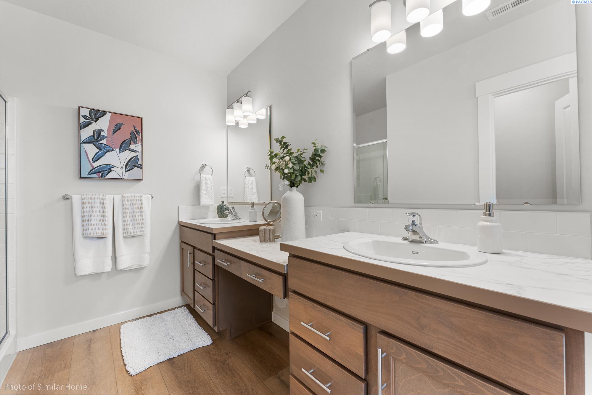 Photo 2 of Single family home for sale at 7015 W 24th Avenue, Kennewick, WA 99338 | MLS# PAC296968 | Listing updated on 2026-10-10