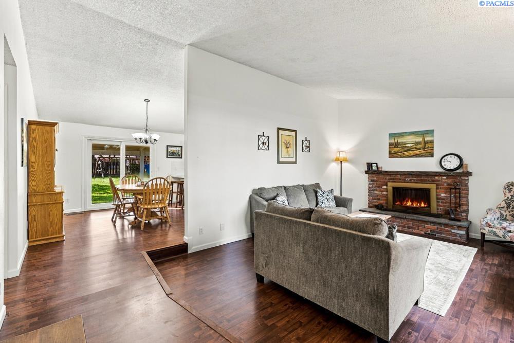 Photo 4 of Single family home for sale at 703 W 48th Avenue, Kennewick, WA 99337 | MLS# PAC296993 | Listing updated on 2026-10-07