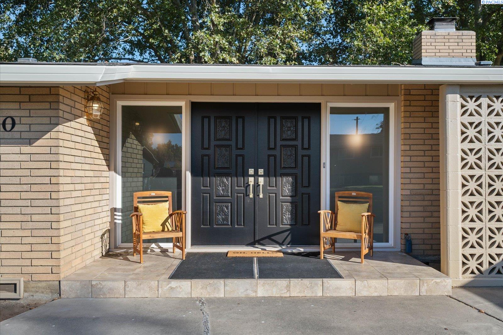 Photo 2 of Single family home for sale at 120 W 31st Avenue, Kennewick, WA 99337 | MLS# PAC296999 | Listing updated on 2026-10-07