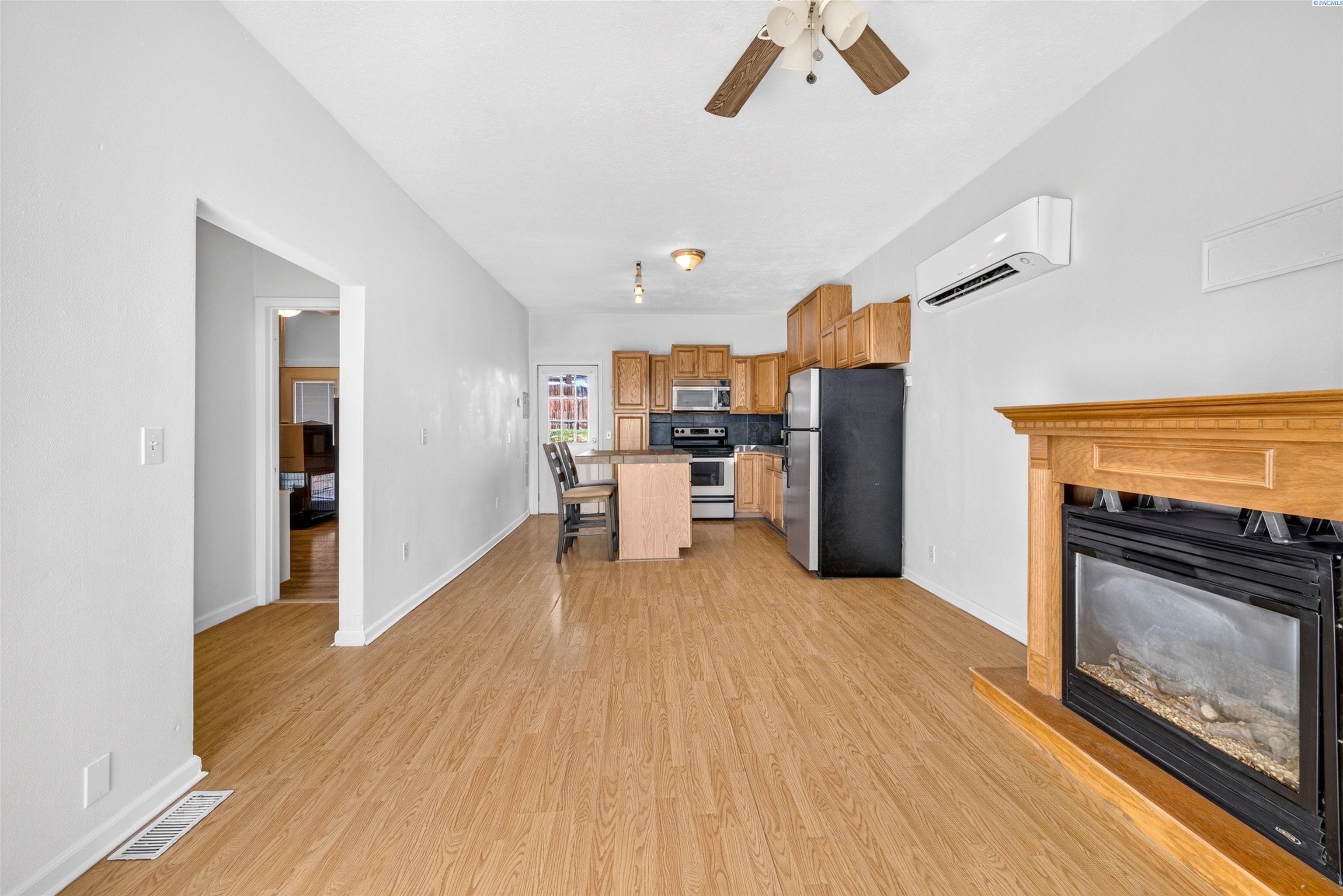 Photo 3 of Single family home for sale at 1109 Pollock Ave, Zillah, WA 98953 | MLS# PAC297014 | Listing updated on 2026-10-07
