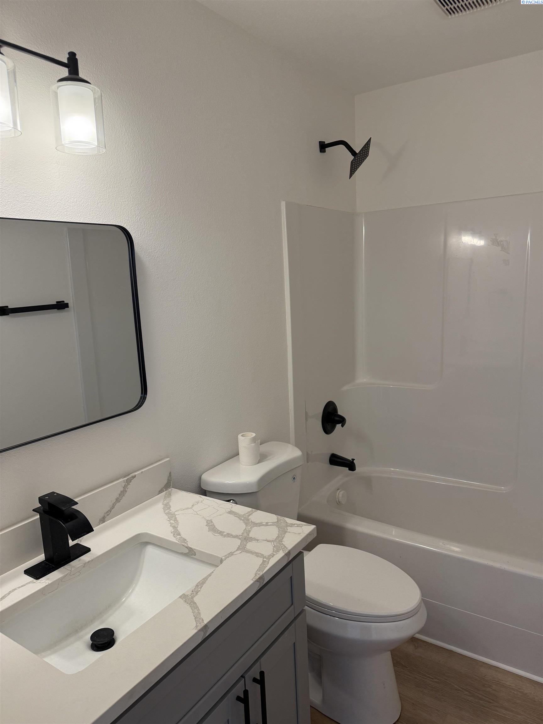 Photo 3 of Single family home for sale at 110 Claret Dr, Prosser, WA 99350 | MLS# PAC297022 | Listing updated on 2026-10-10