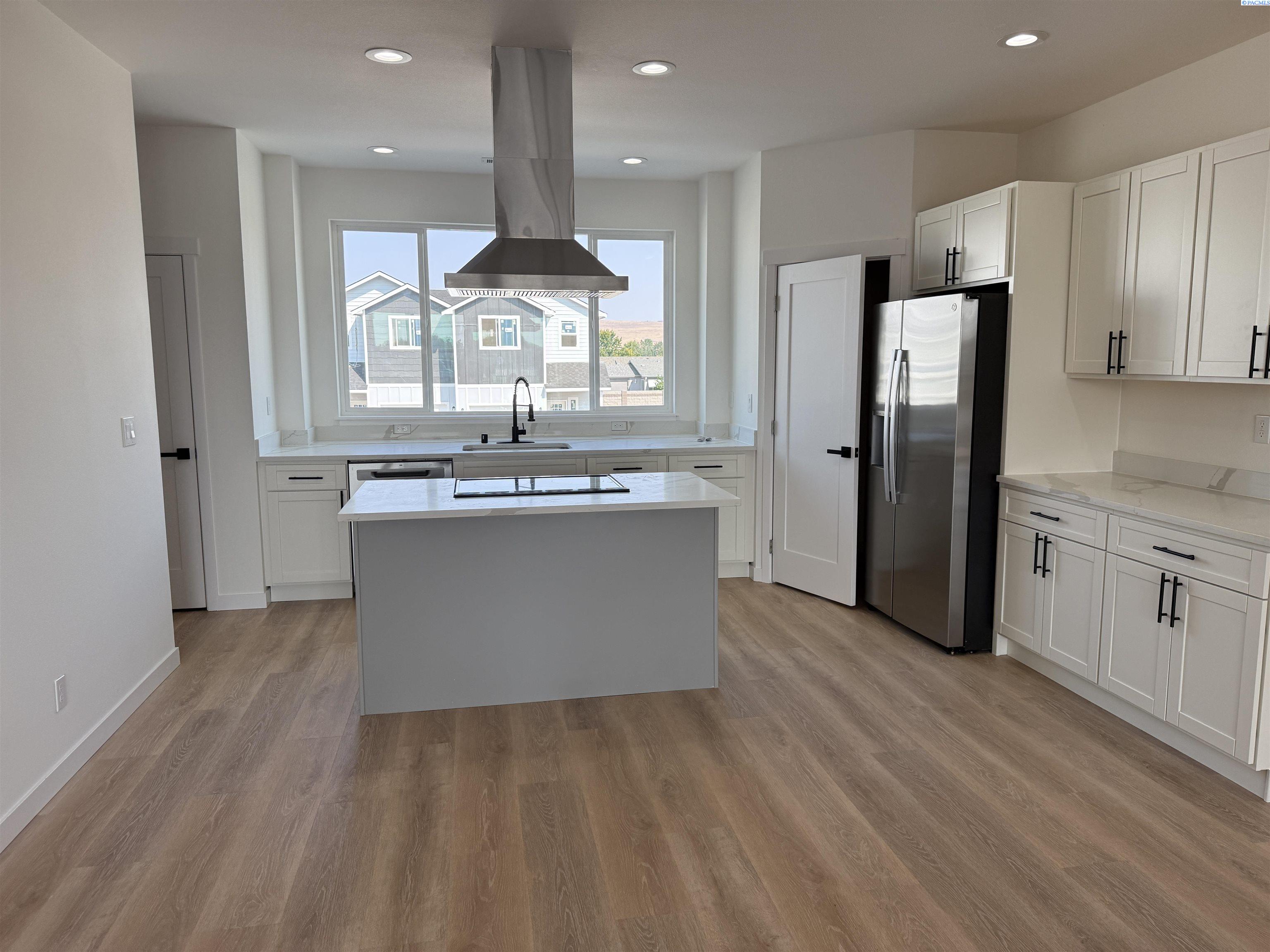 Photo 1 of Single family home for sale at 110 Claret Dr, Prosser, WA 99350 | MLS# PAC297022 | Listing updated on 2026-10-10
