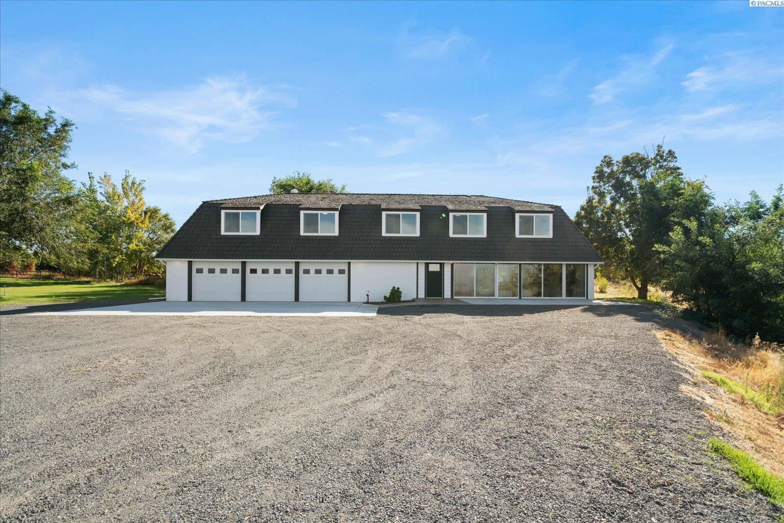 Photo 1 of Single family home for sale at 33704 S Tamarack Pr Se, Kennewick, WA 99337 | MLS# PAC297032 | Listing updated on 2026-10-08