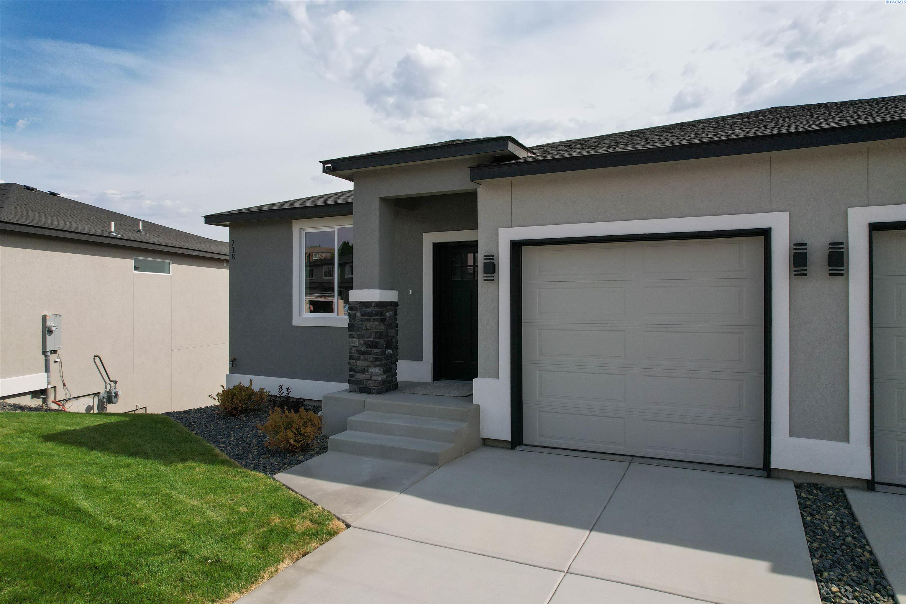 Photo 2 of Townhouse for sale at 835 Rio Vista Loop, Richland, WA 99352 | MLS# PAC297040 | Listing updated on 2026-10-08