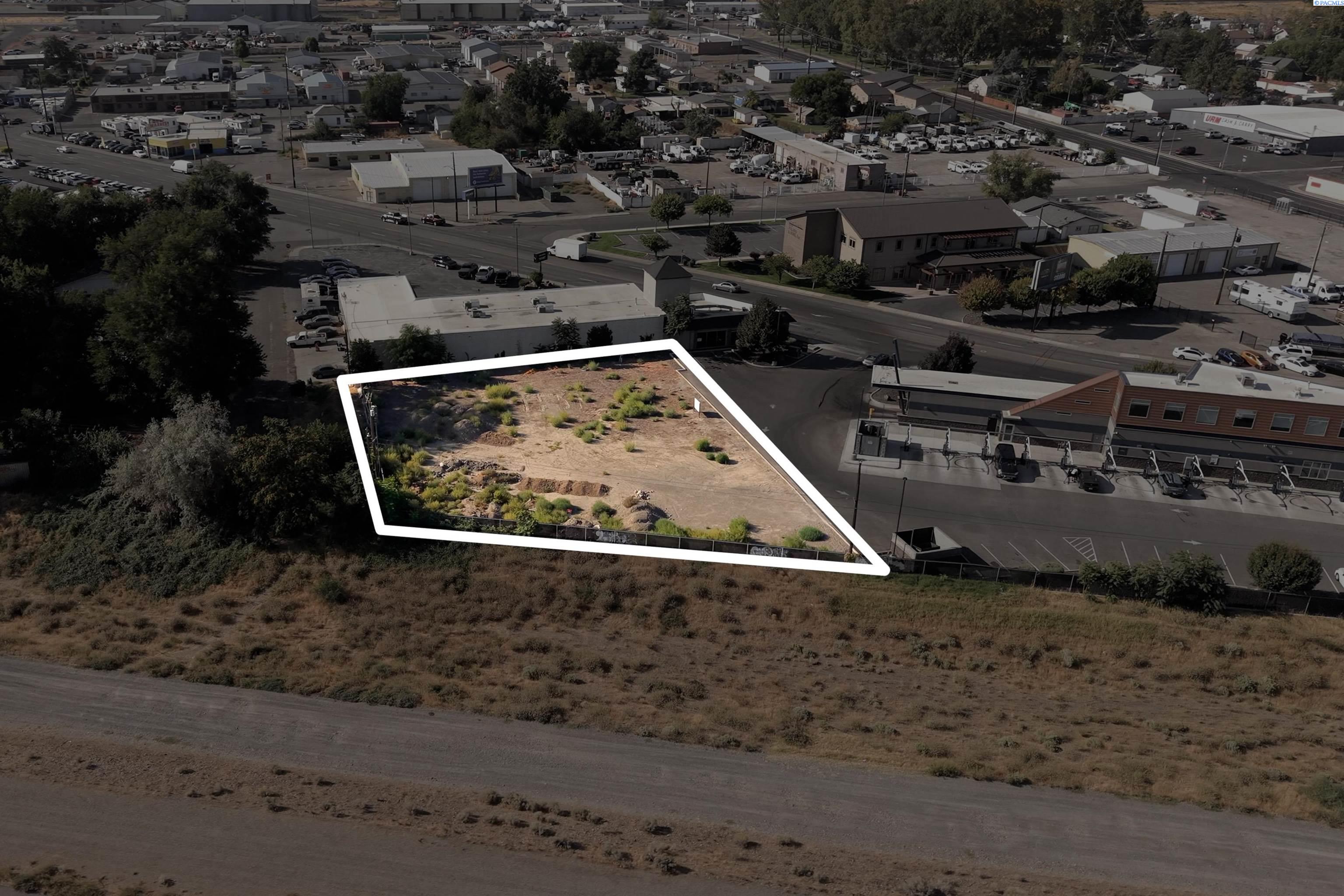 Photo 2 of Land for sale at 627 N Everett St, Kennewick, WA 99336 | MLS# PAC297049 | Listing updated on 2026-10-08