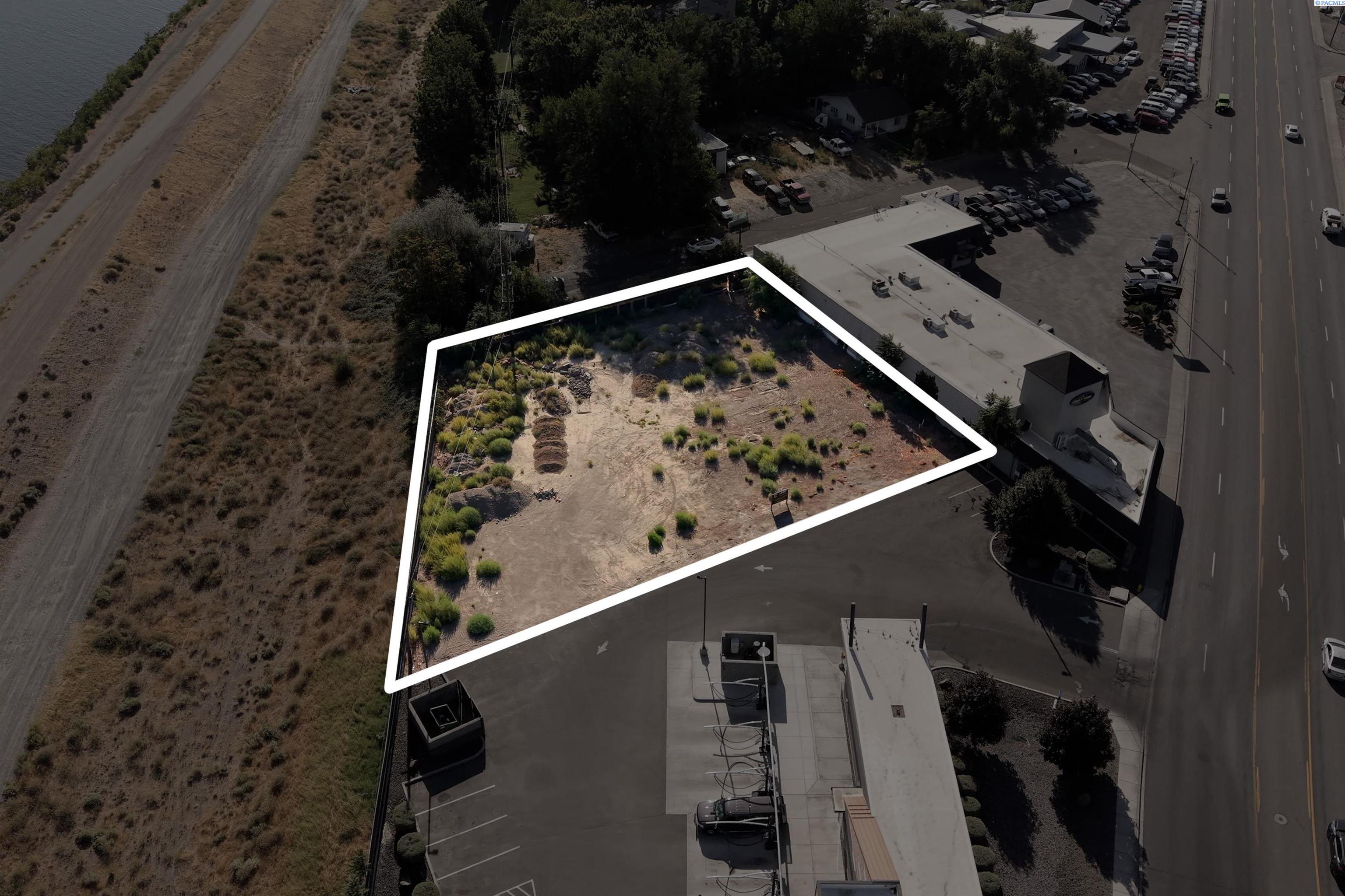 Photo 3 of Land for sale at 627 N Everett St, Kennewick, WA 99336 | MLS# PAC297049 | Listing updated on 2026-10-08
