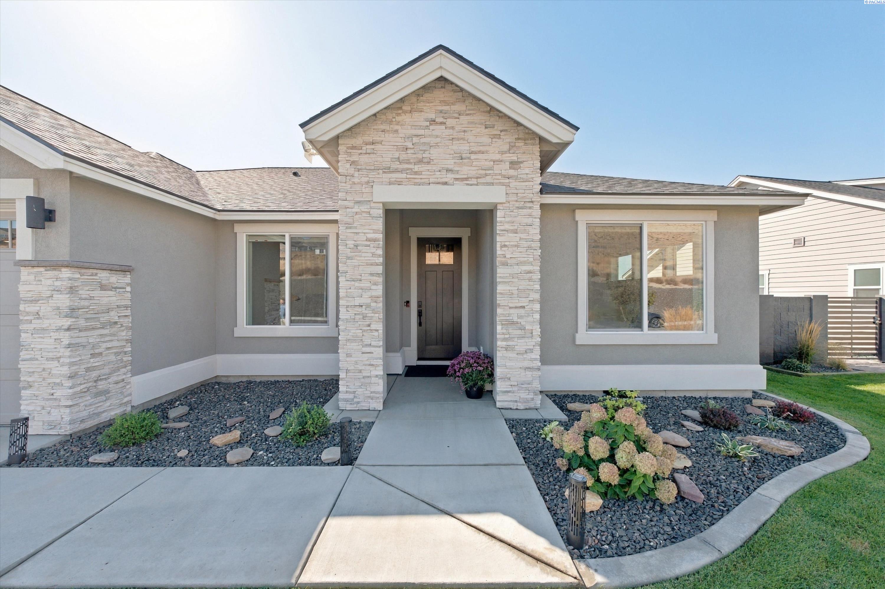 Photo 3 of Single family home for sale at 383 Ventus St, Richland, WA 99352 | MLS# PAC297058 | Listing updated on 2026-10-13