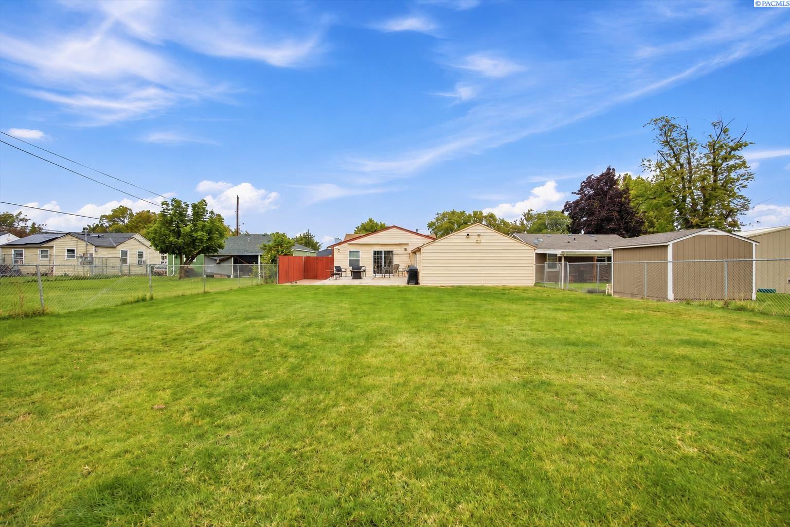 Photo 4 of Single family home for sale at 1109 W 2nd Avenue, Kennewick, WA 99336 | MLS# PAC297061 | Listing updated on 2026-10-10