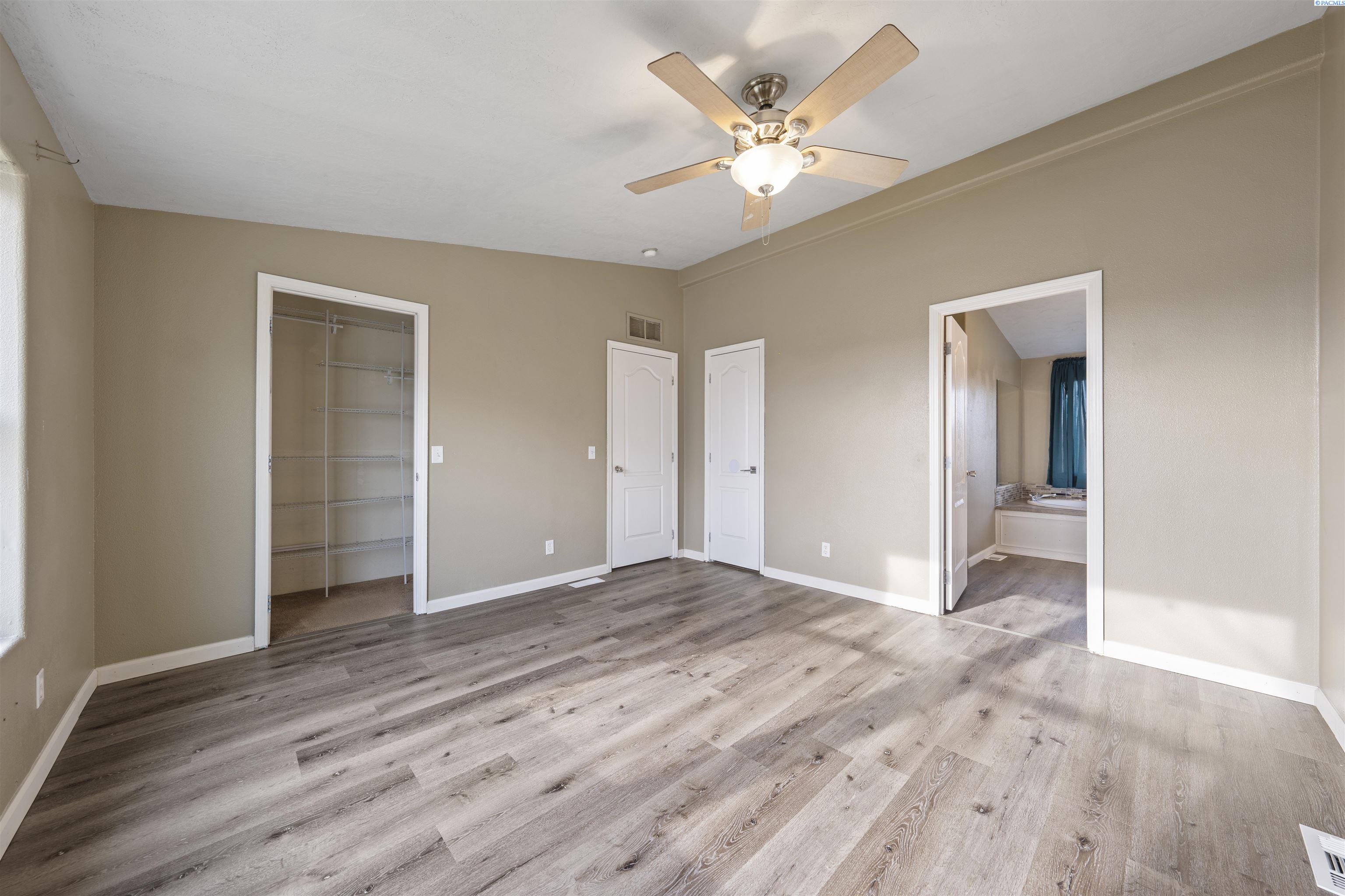 Photo 3 of Manufactured home for sale at 20262 NE Rd B5, Soap Lake, WA 98851 | MLS# PAC297071 | Listing updated on 2026-10-09