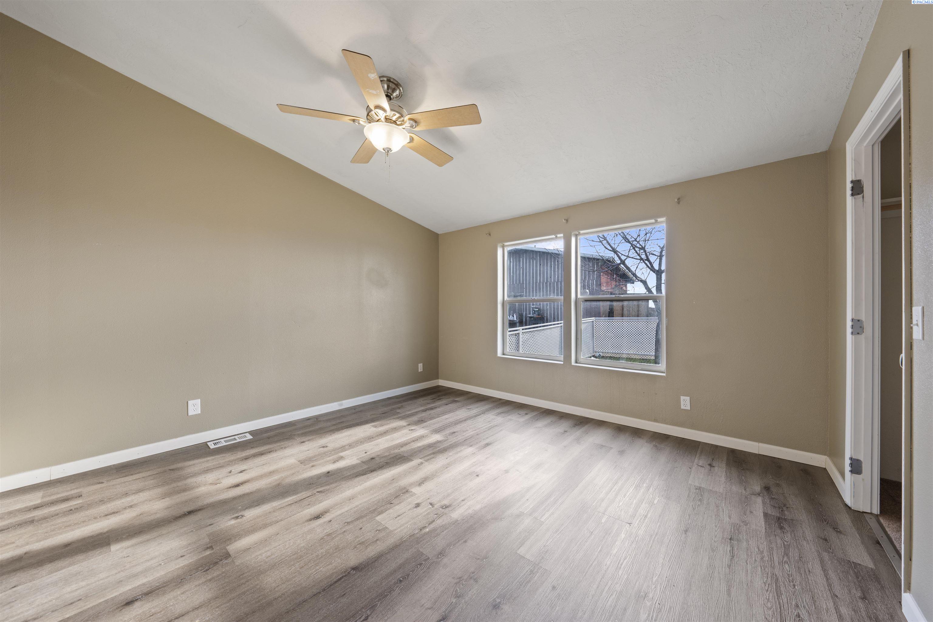 Photo 2 of Manufactured home for sale at 20262 NE Rd B5, Soap Lake, WA 98851 | MLS# PAC297071 | Listing updated on 2026-10-09