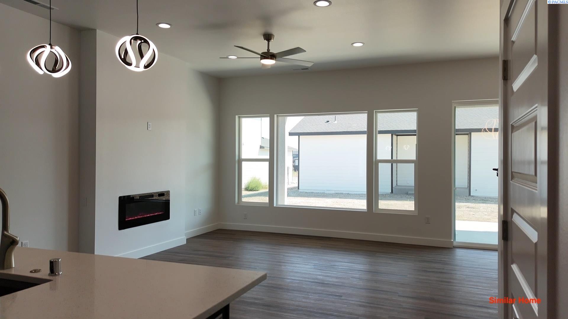 Photo 4 of Single family home for sale at 607 Ruby Ct, Grandview, WA 98930 | MLS# PAC297077 | Listing updated on 2026-10-09