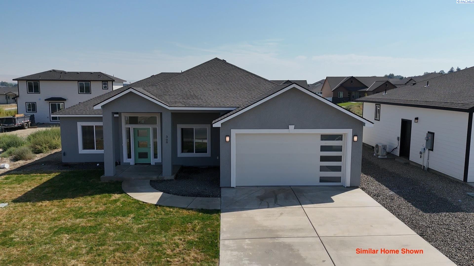 Photo 2 of Single family home for sale at 607 Ruby Ct, Grandview, WA 98930 | MLS# PAC297077 | Listing updated on 2026-10-09