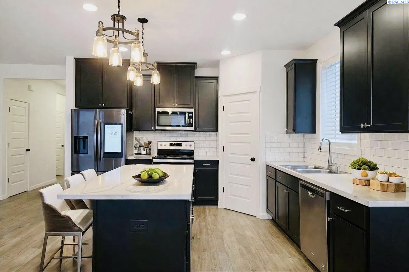 Photo 3 of Single family home for sale at 8214 Cardinal Peak St, West Richland, WA 99353 | MLS# PAC297079 | Listing updated on 2026-10-09