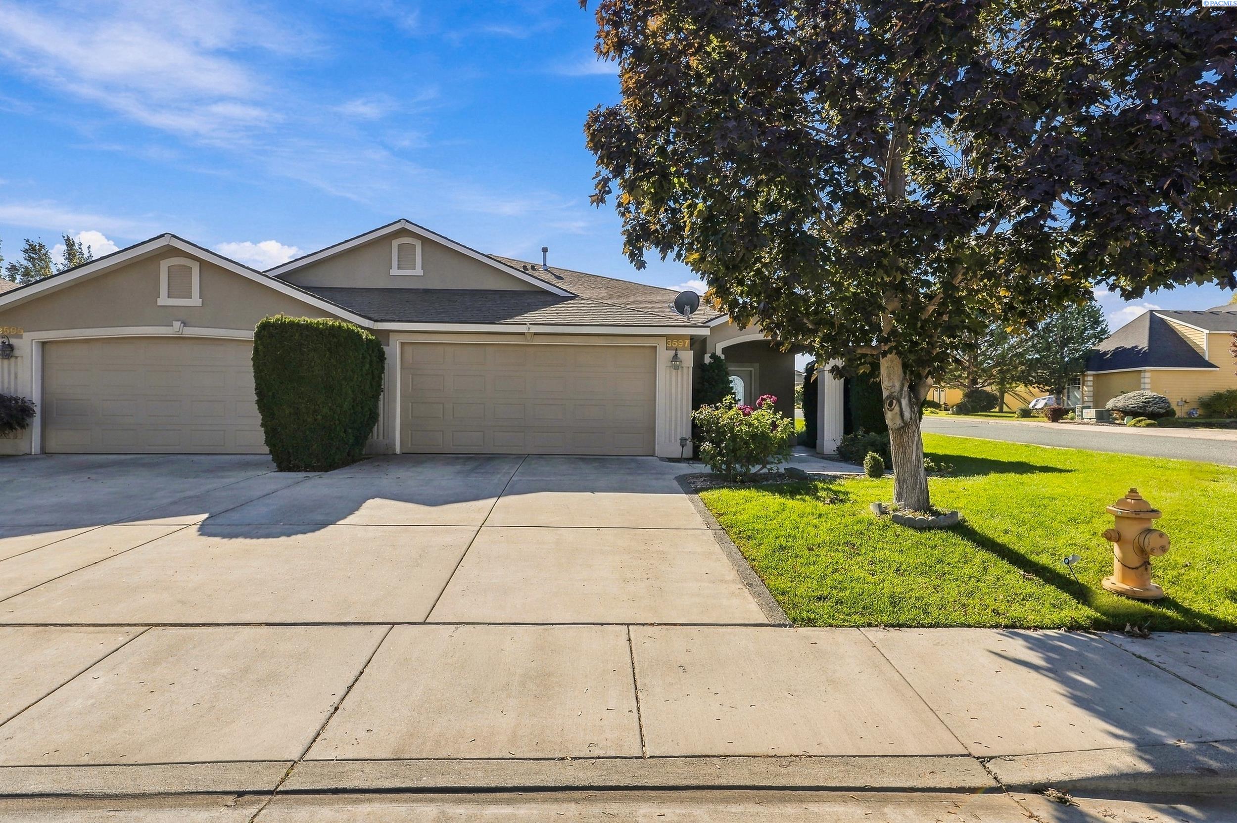 Photo 1 of Townhouse for sale at 3597 Waterford St, Richland, WA 99352 | MLS# PAC297086 | Listing updated on 2026-10-13