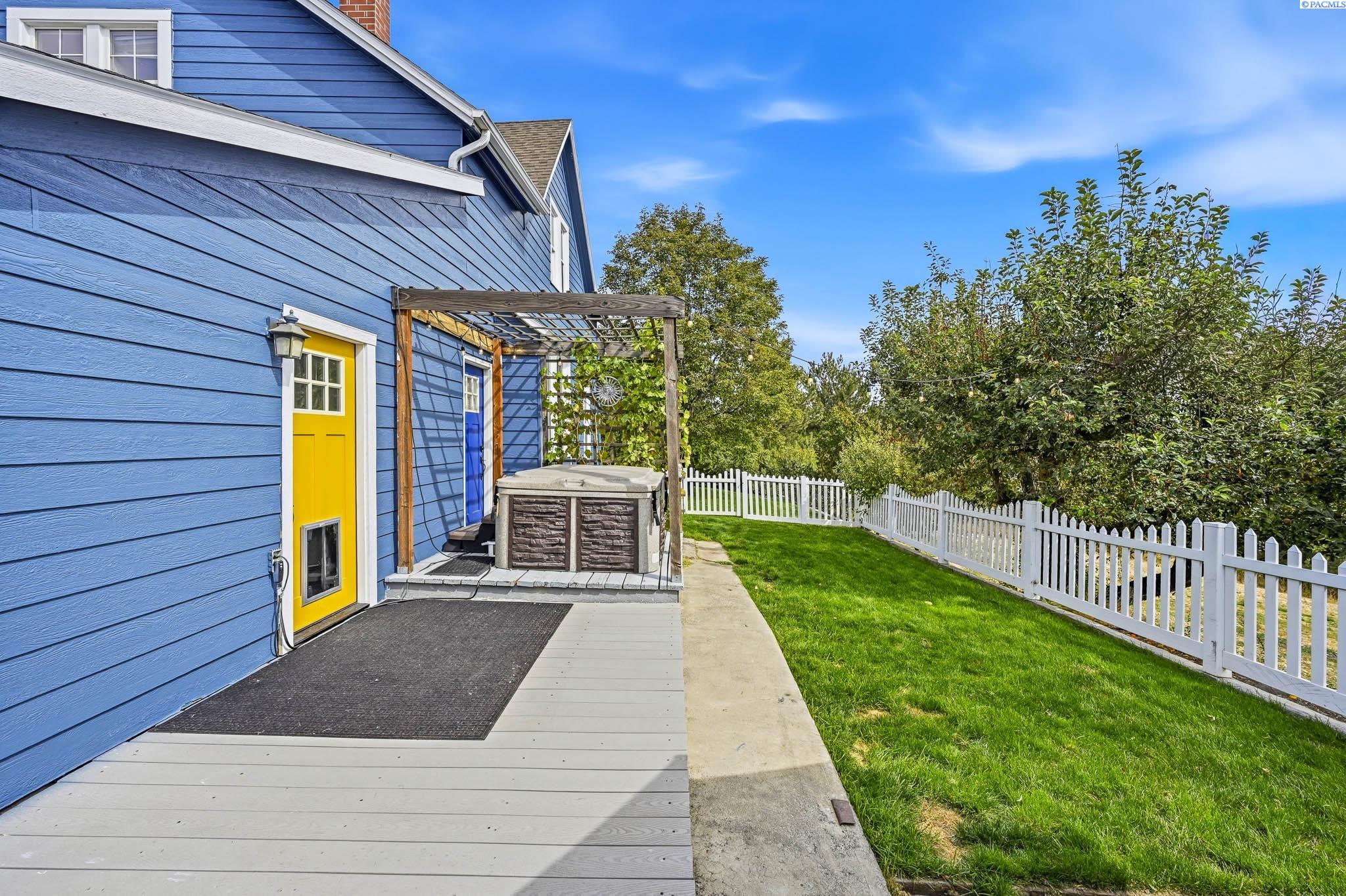 Photo 3 of Single family home for sale at 302 W Church, Uniontown, WA 99179 | MLS# PAC297094 | Listing updated on 2026-10-10