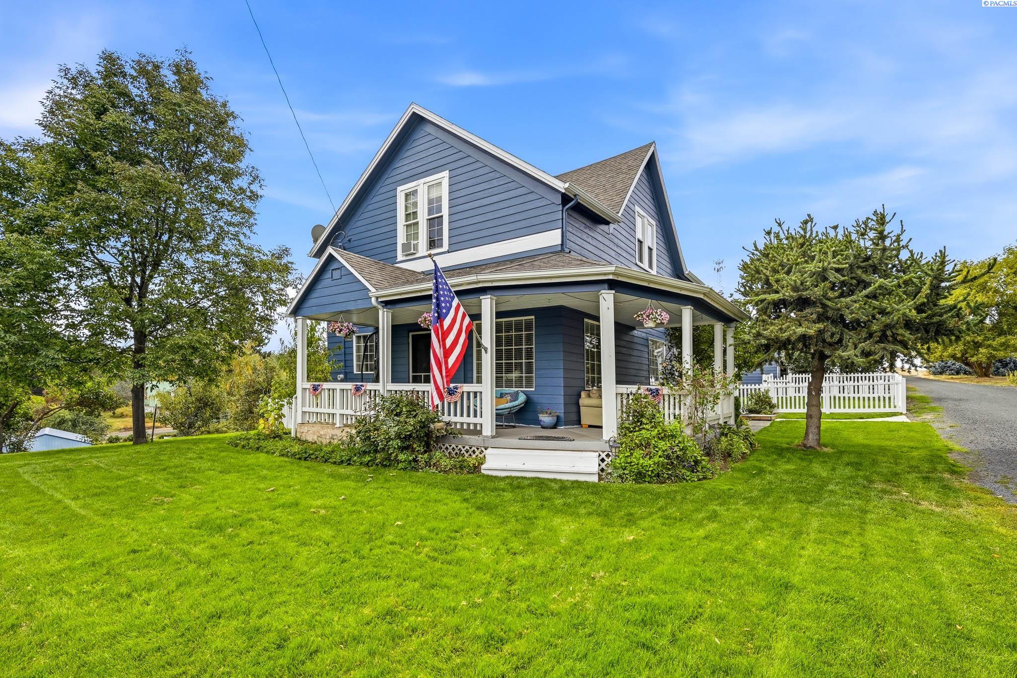 Single family home for sale at 302 W Church, Uniontown, WA 99179 | MLS# PAC297094